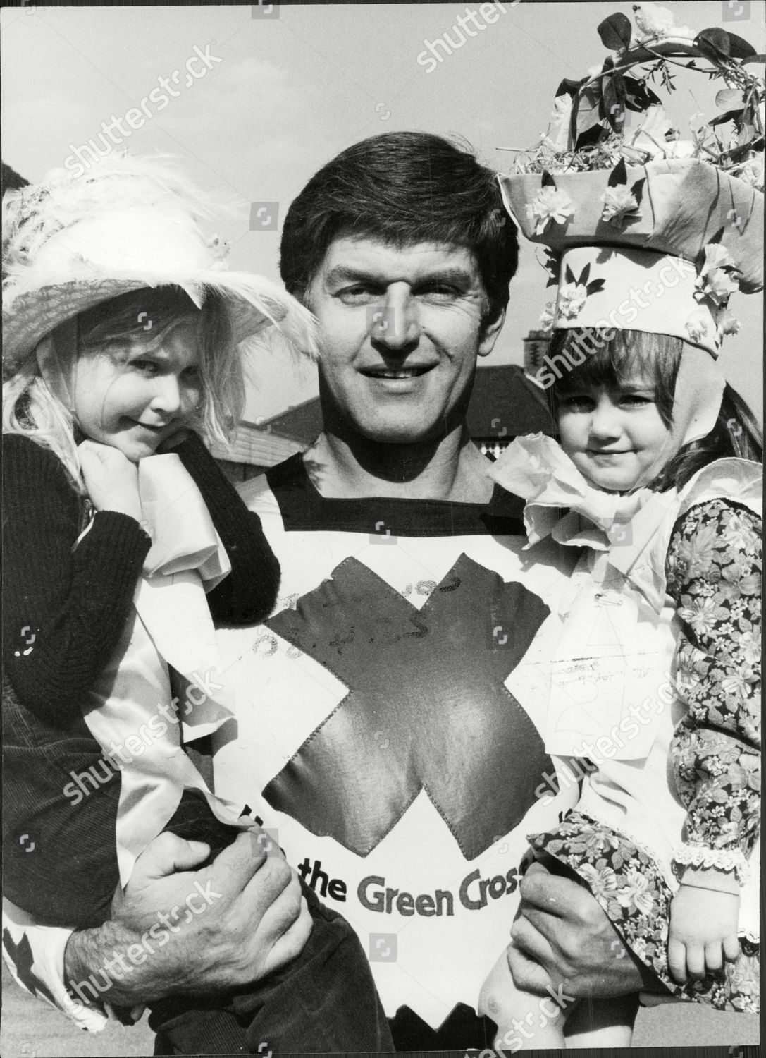 David Prowse (born 1935) David Prowse (born 1935)