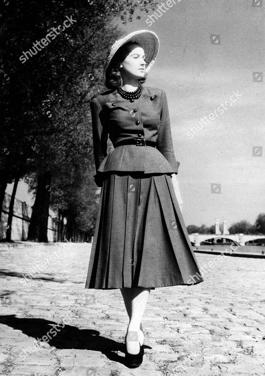 christian dior 1947