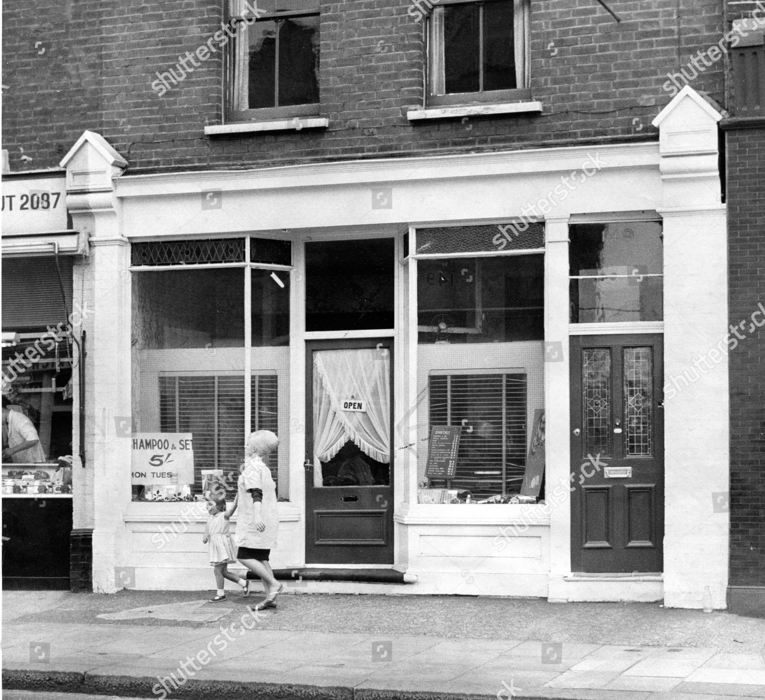 Hairdressers Salon Lower Richmond Road Where Pat Editorial Stock