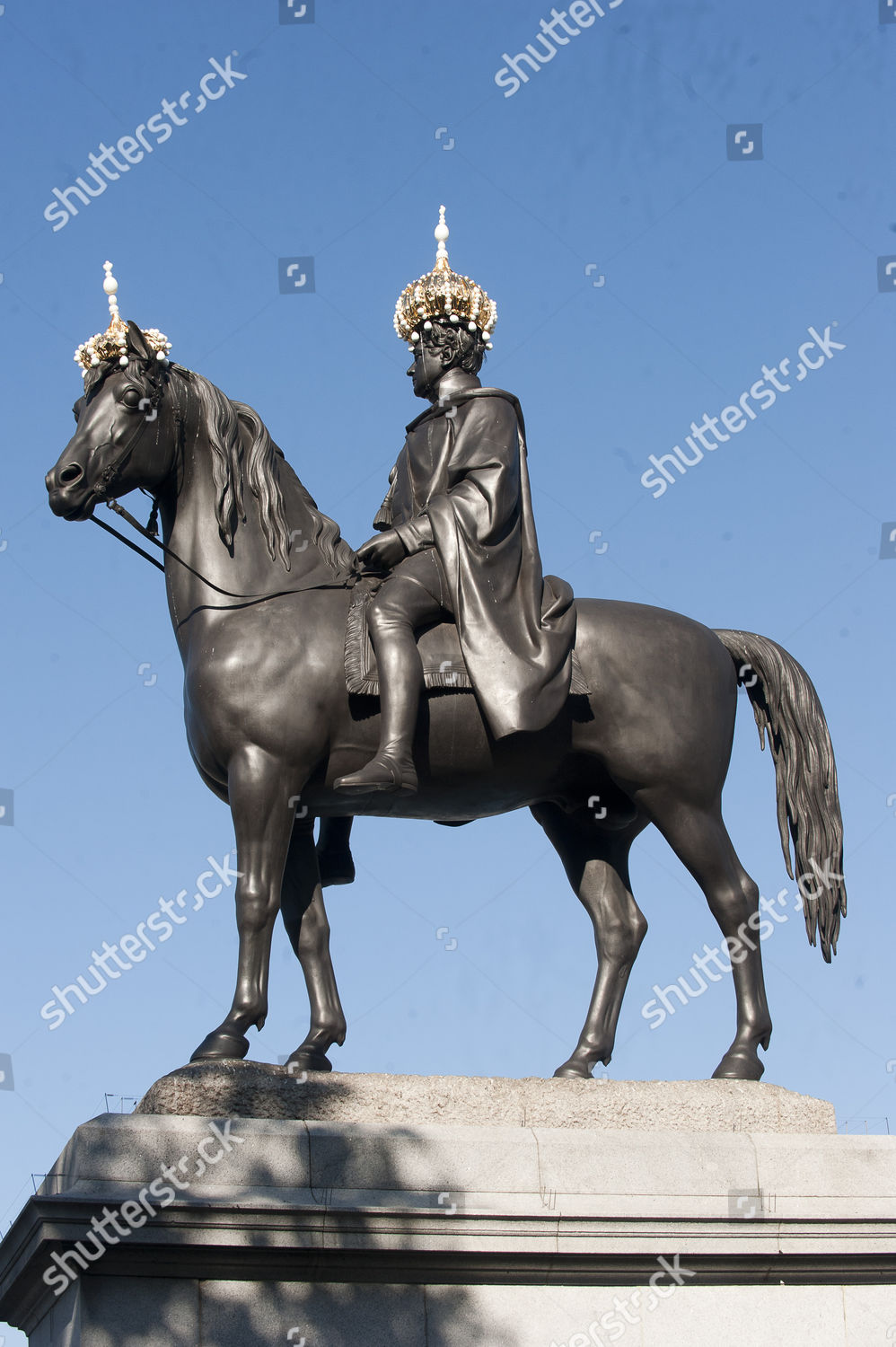 Statue King 1v Alongside Admiral Editorial Stock Photo Stock Image Shutterstock