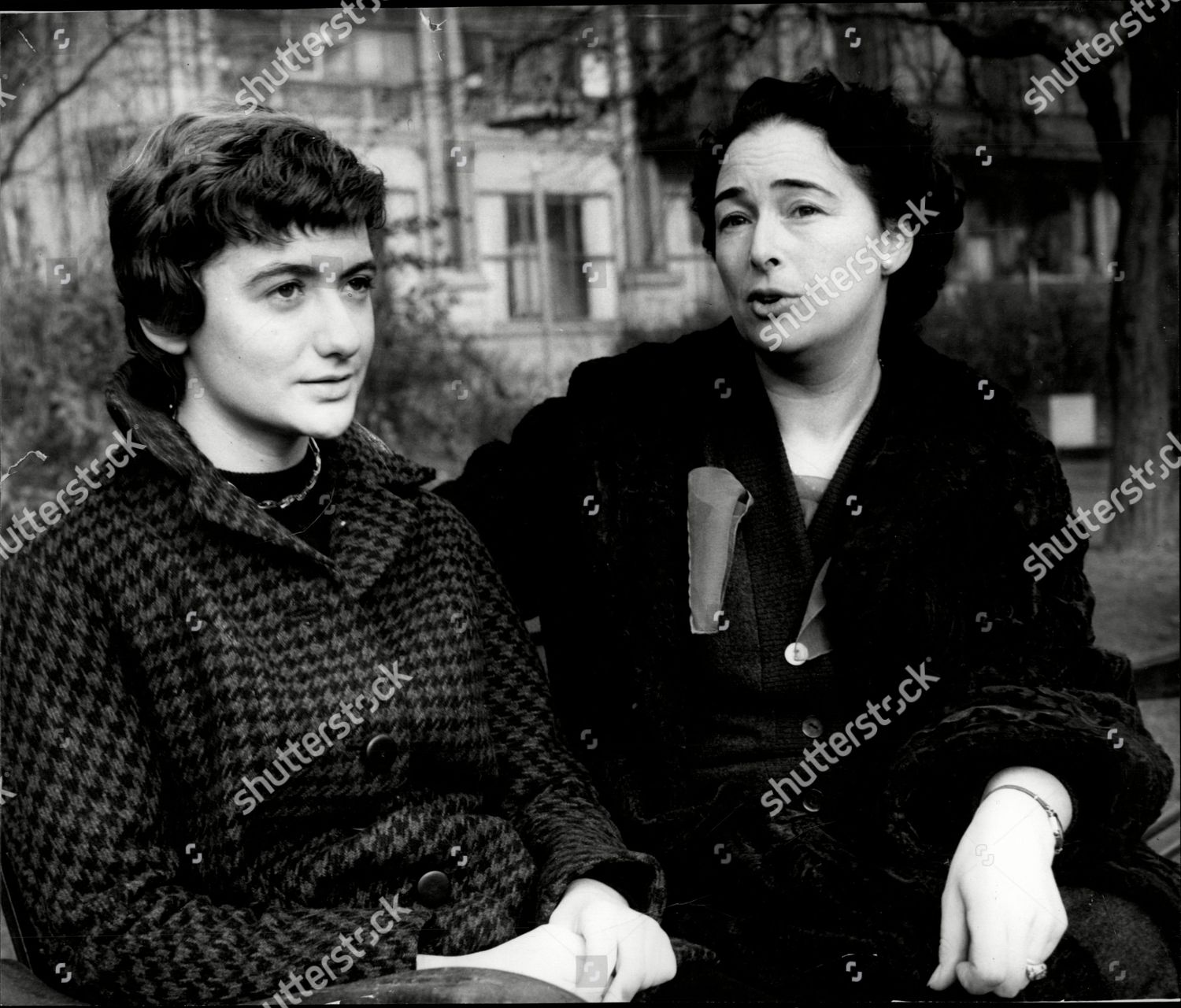 Get Francoise sagan For Android