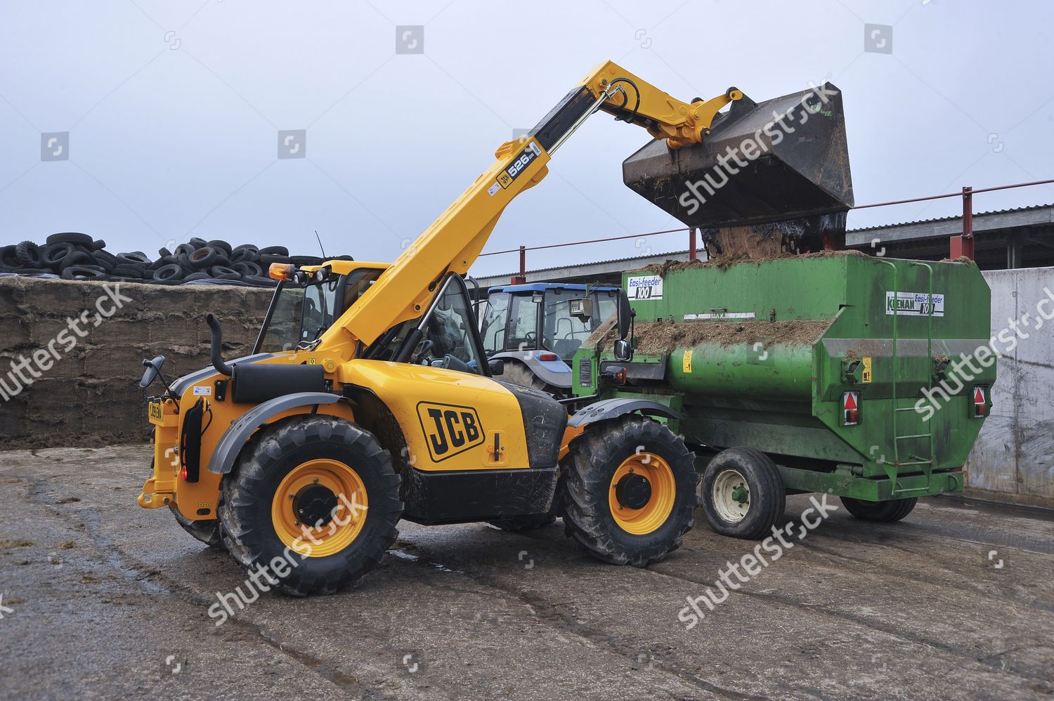 Jcb Loadall Telehandler Loading Feed Into Keenan Editorial Stock