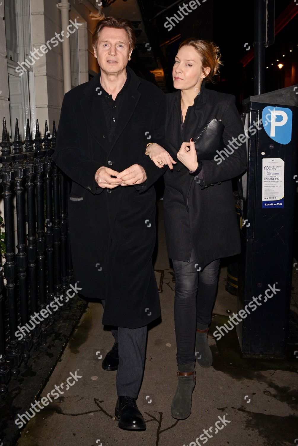 Liam Neeson his girlfriend Freya St Johnston szerkesztői stockfotó - stockk...