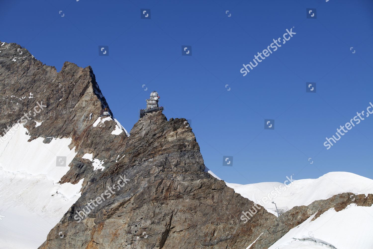 Sphinx Observatory On Jungfraujoch Front Jungfrau Editorial Stock Photo ...