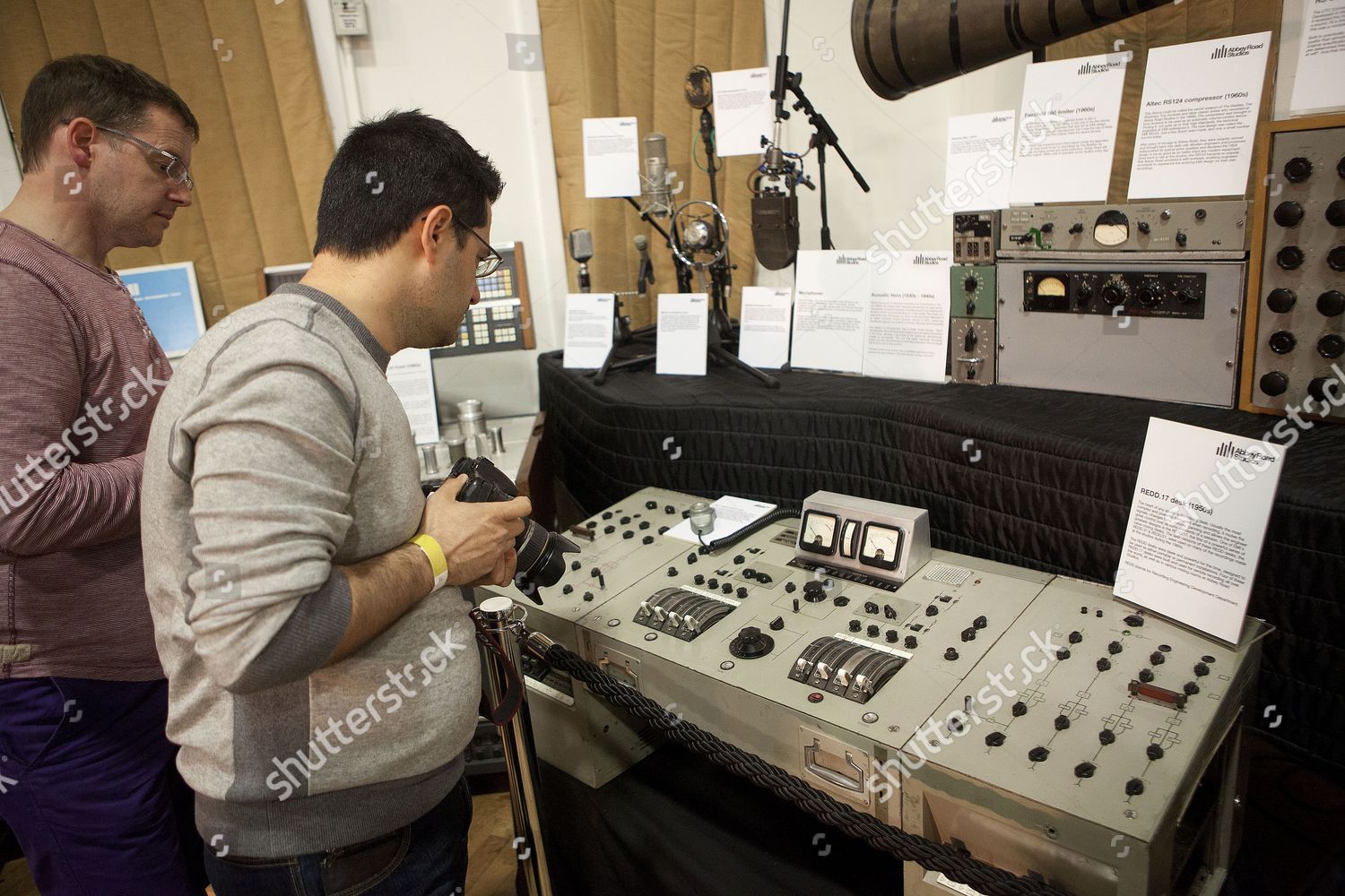 fans-studio-2-abbey-road-editorial-stock-photo-stock-image-shutterstock