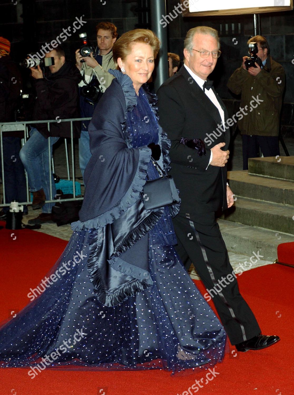 PRE WEDDING DINNER PARTY FOR PRINCE WILLEM AND MAXIMA ZORREGUIETA, ROYAL PALACE, AMSTERDAM, NETHERLANDS - 31 JAN 2002: стоковое фото