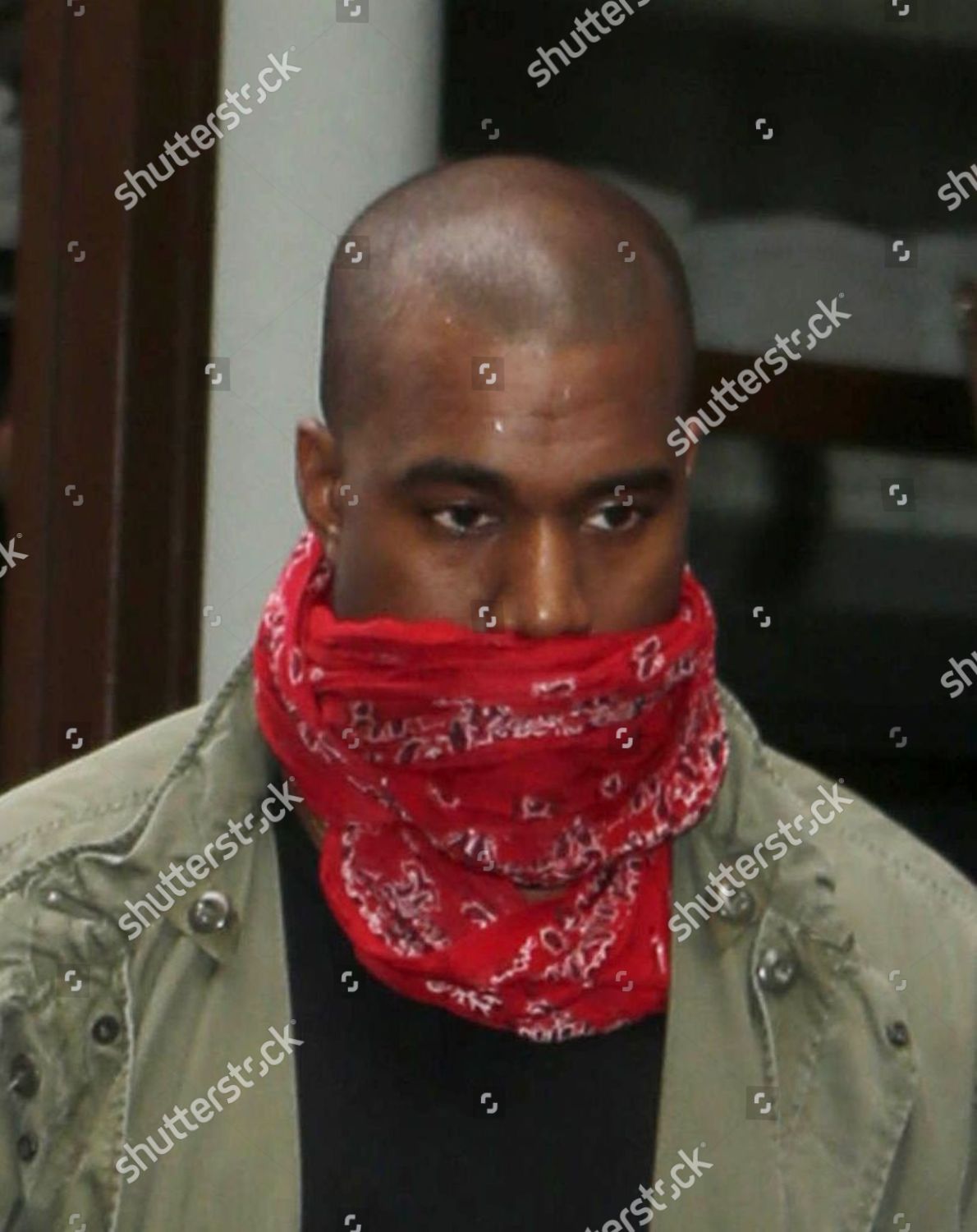 Kanye West Wearing Louis Vuitton Scarf Stock Photo 166147853