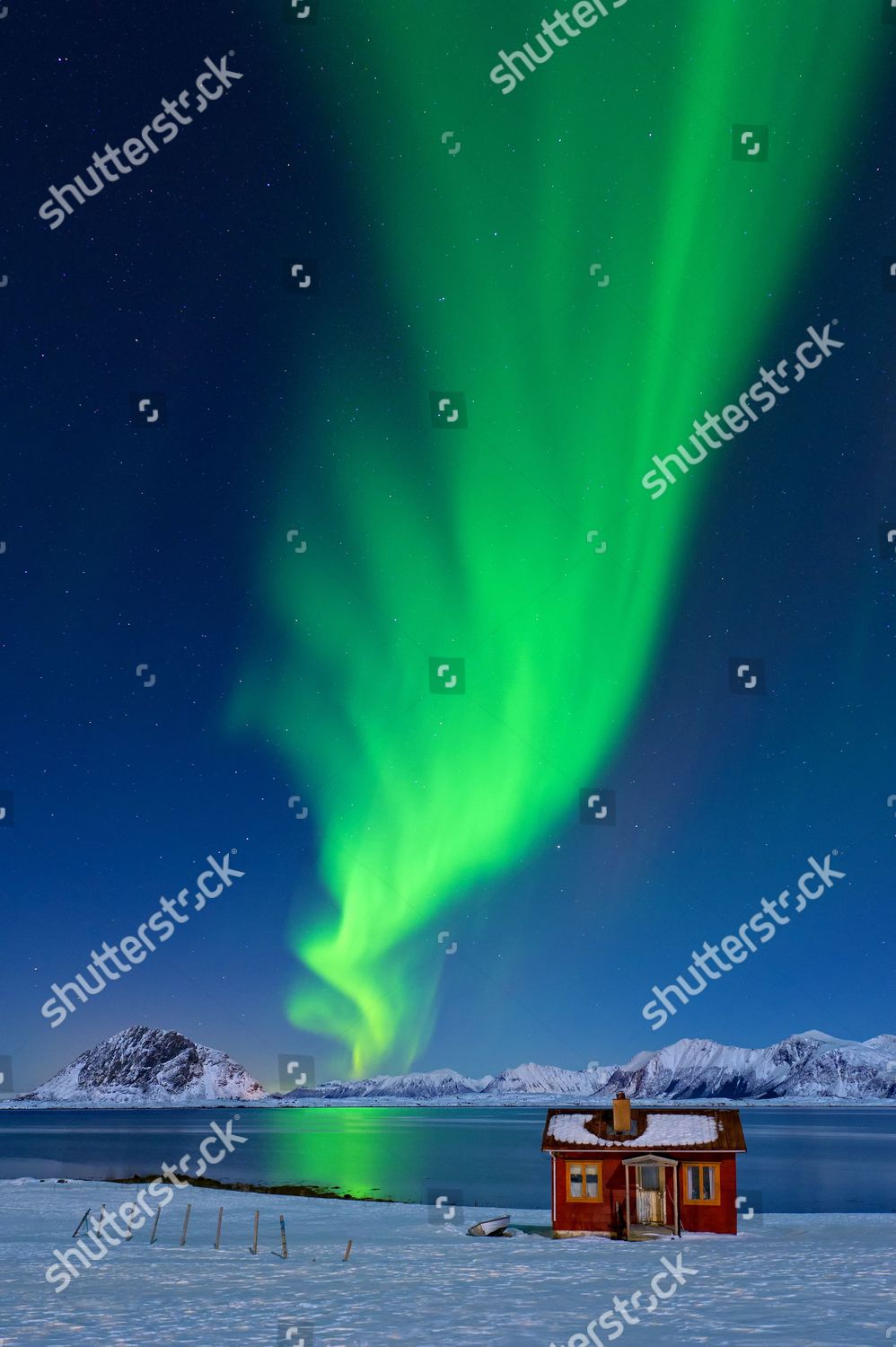 Northern Lights Over Log Cabin Editorial Stock Photo Stock Image