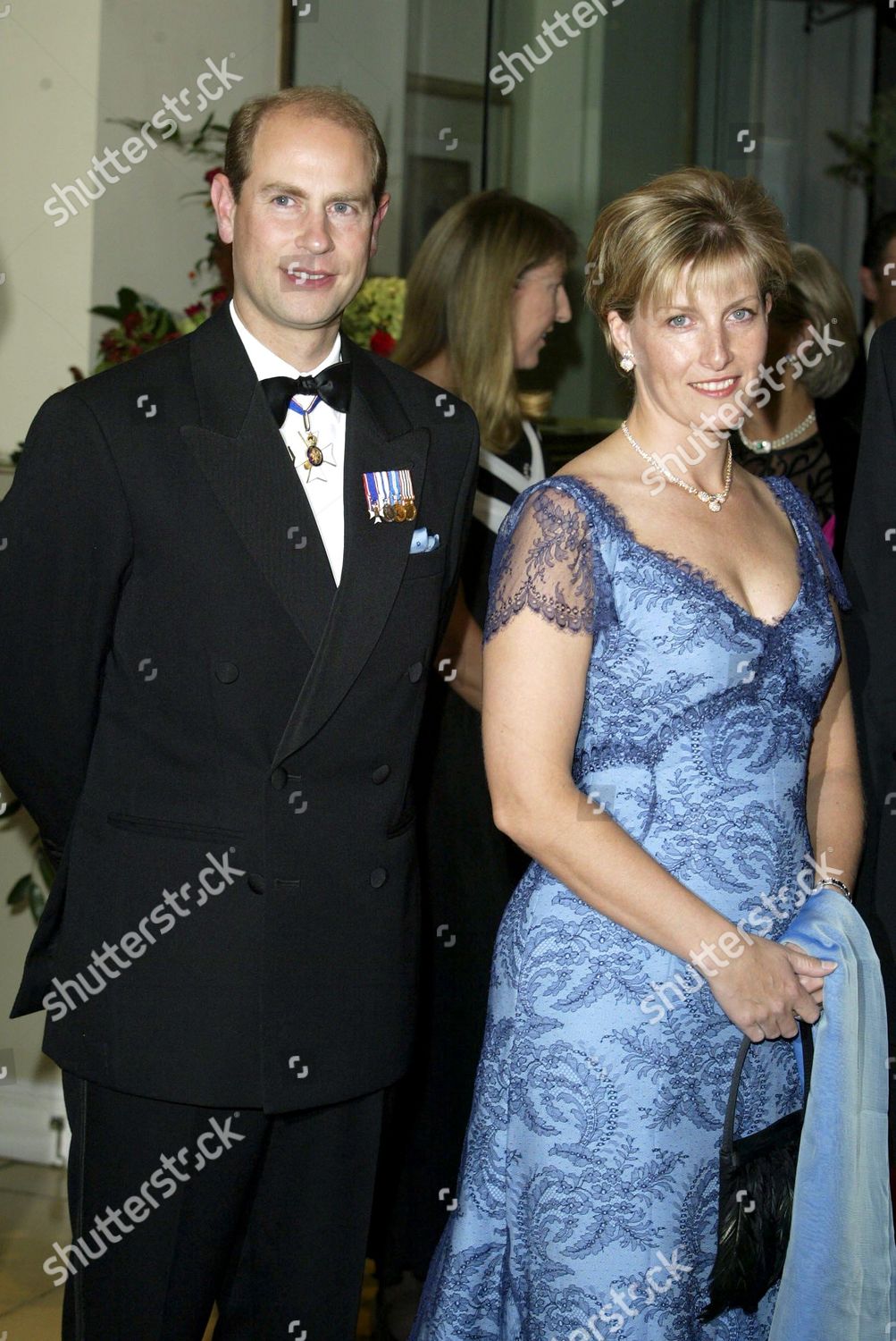 prince-edward-and-sophie-countess-of-wessex-state-dinner-at-hotel-l-horizon-st-brelades-jersey-britain-shutterstock-editorial-391062e.jpg