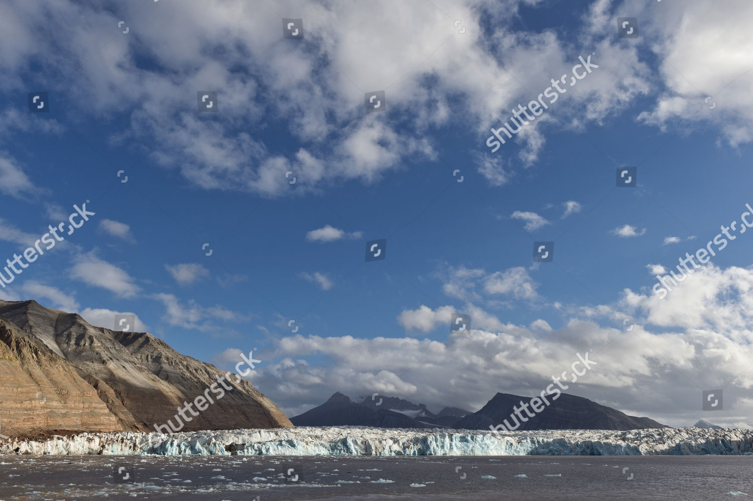 Kongsbreen Glacier Kongsfjorden Spitsbergen Svalbard Islands Editorial ...