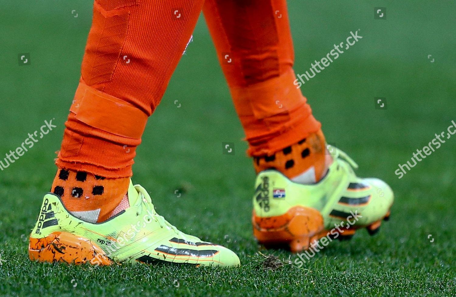 Abastecer Masaccio Carne de cordero Personalised Adidas Football Boots Robin Van - Foto de stock de contenido  editorial: imagen de stock | Shutterstock