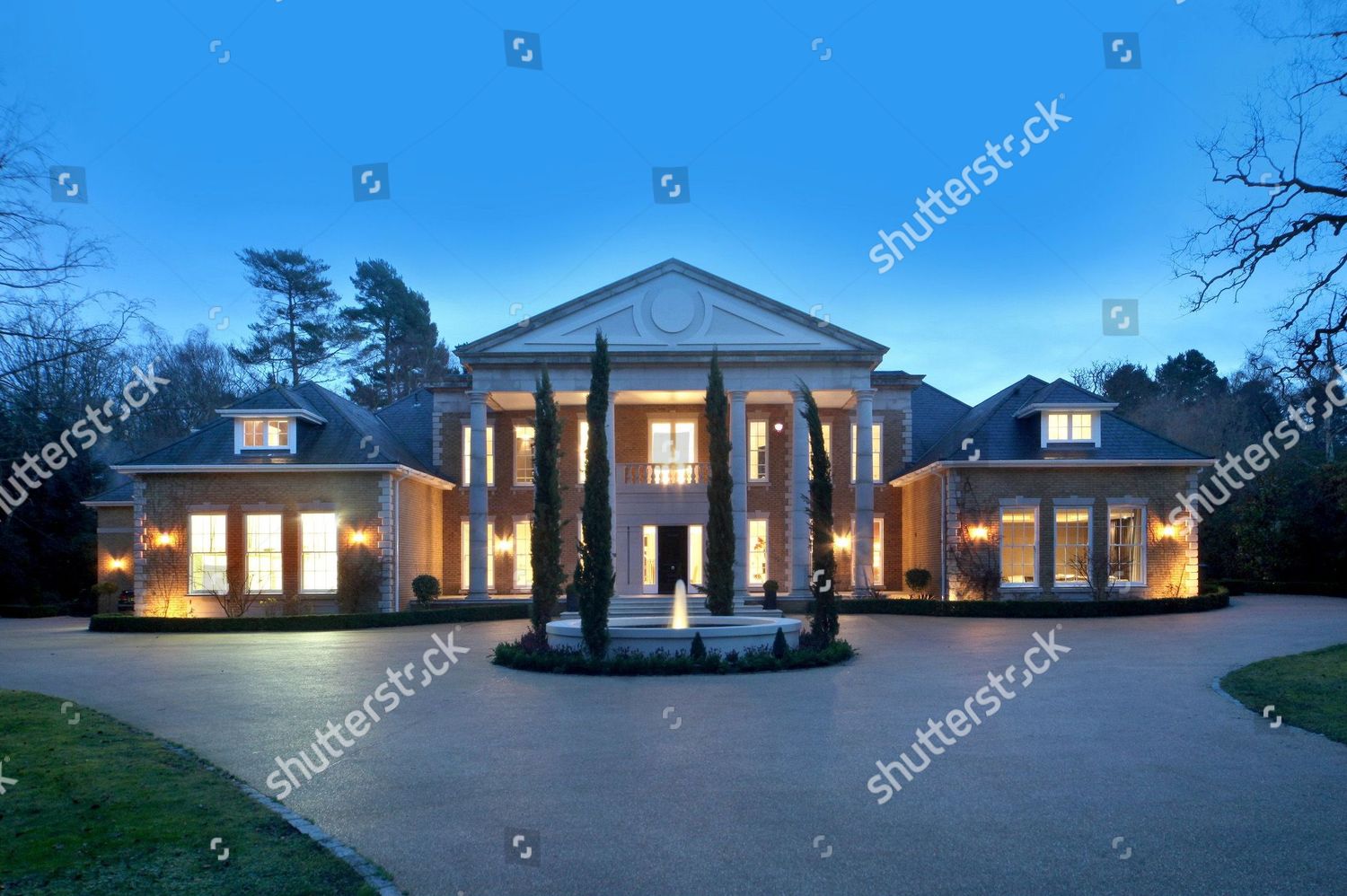 modern mansions in england