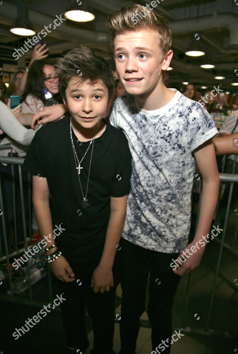 Bars Melody Leondre Devries Charlie Lenehan Editorial Stock Photo Stock Image Shutterstock