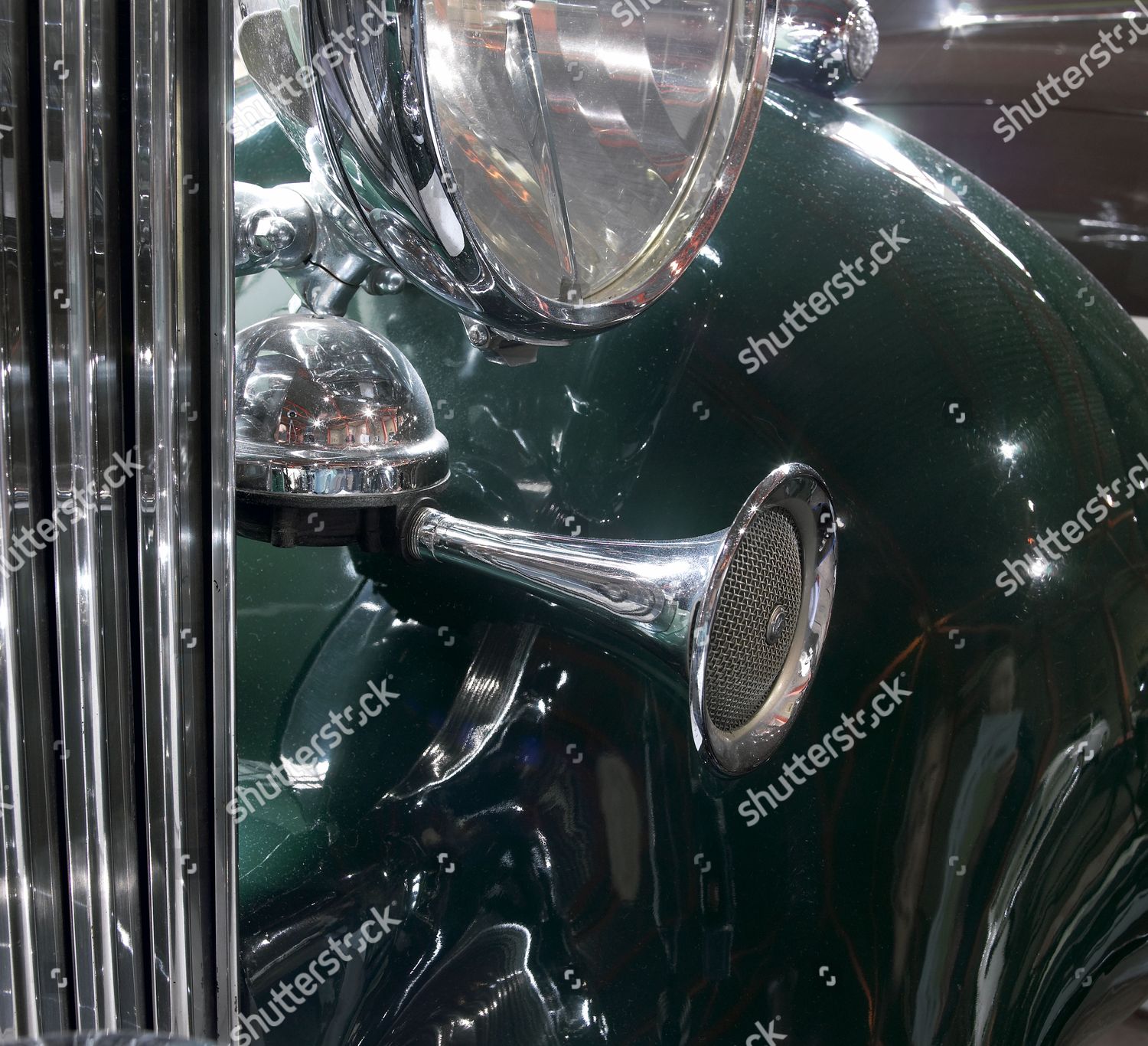 124 RollsRoyce Phantom Model Car Luxury Car  CÔNG TY TNHH DỊCH VỤ BẢO VỆ  THĂNG LONG SECOM