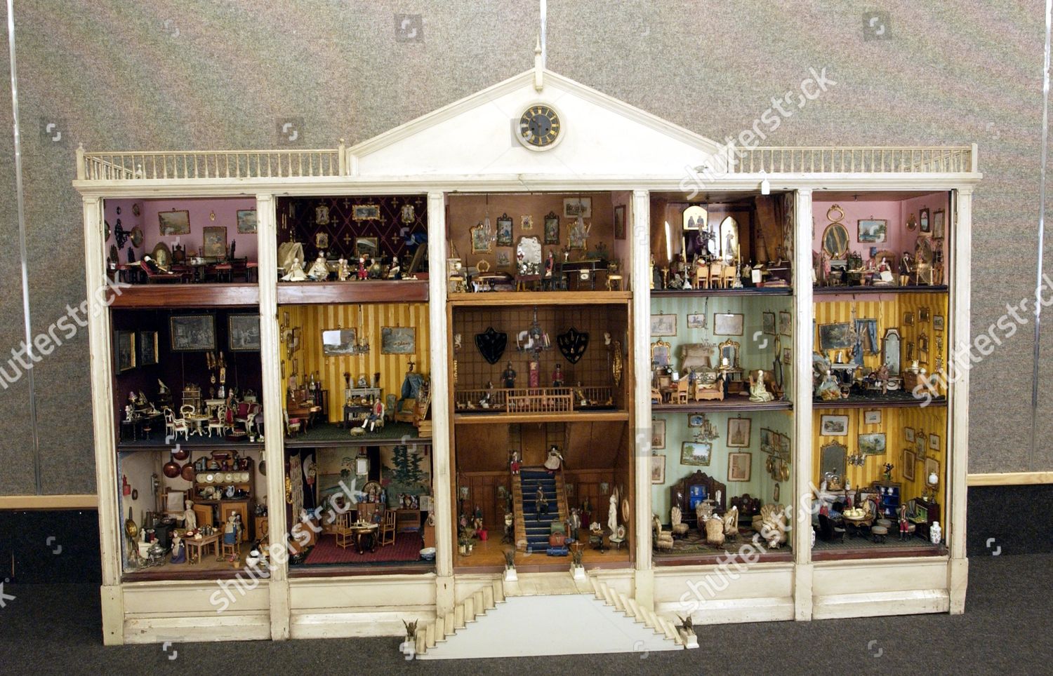 the dolls house outlet
