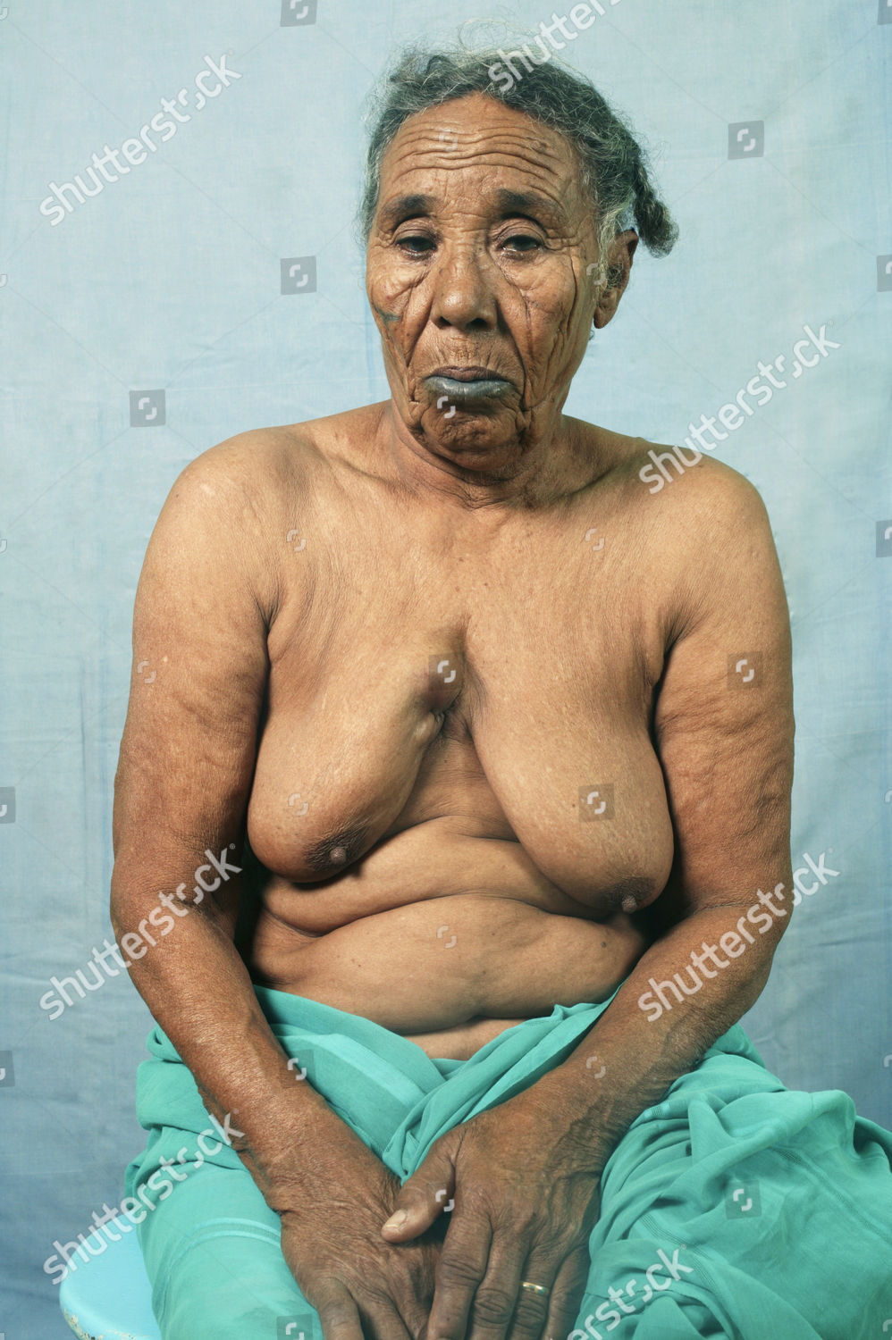 Elderly tits