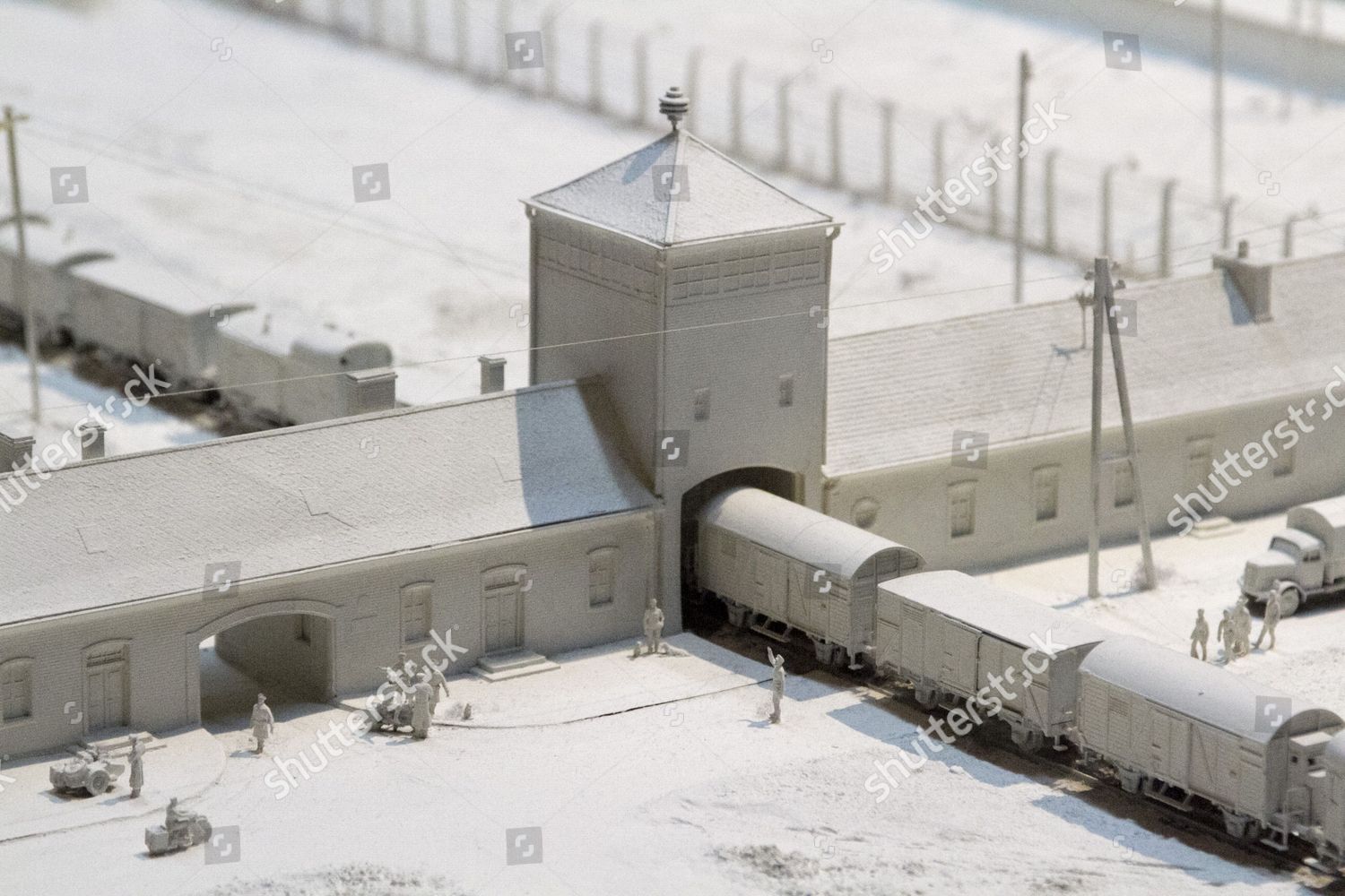 auschwitz concentration camp model