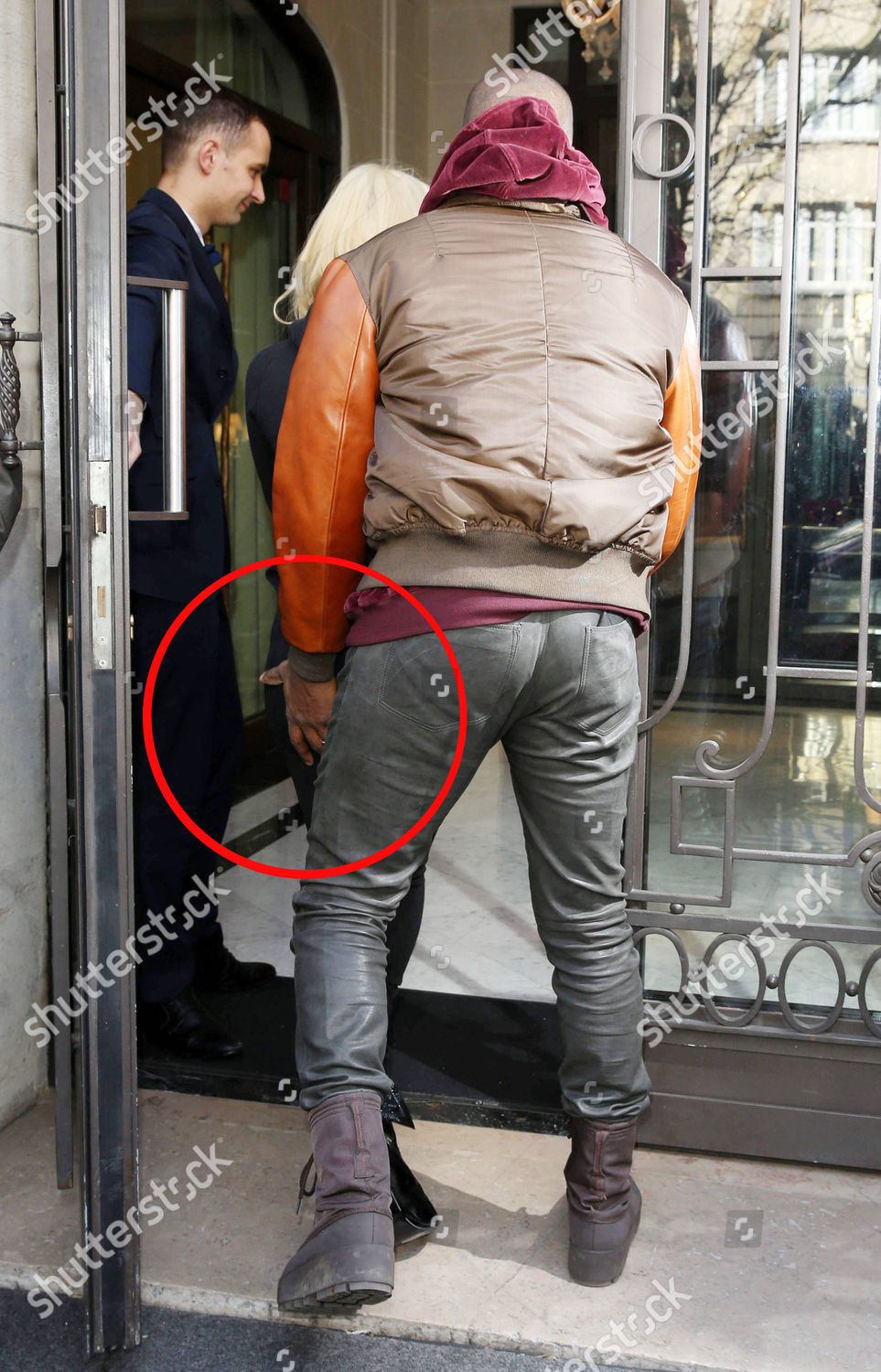 Kanye West Grabbing Bottom Kim Kardashian Editorial Stock Photo - Stock ...