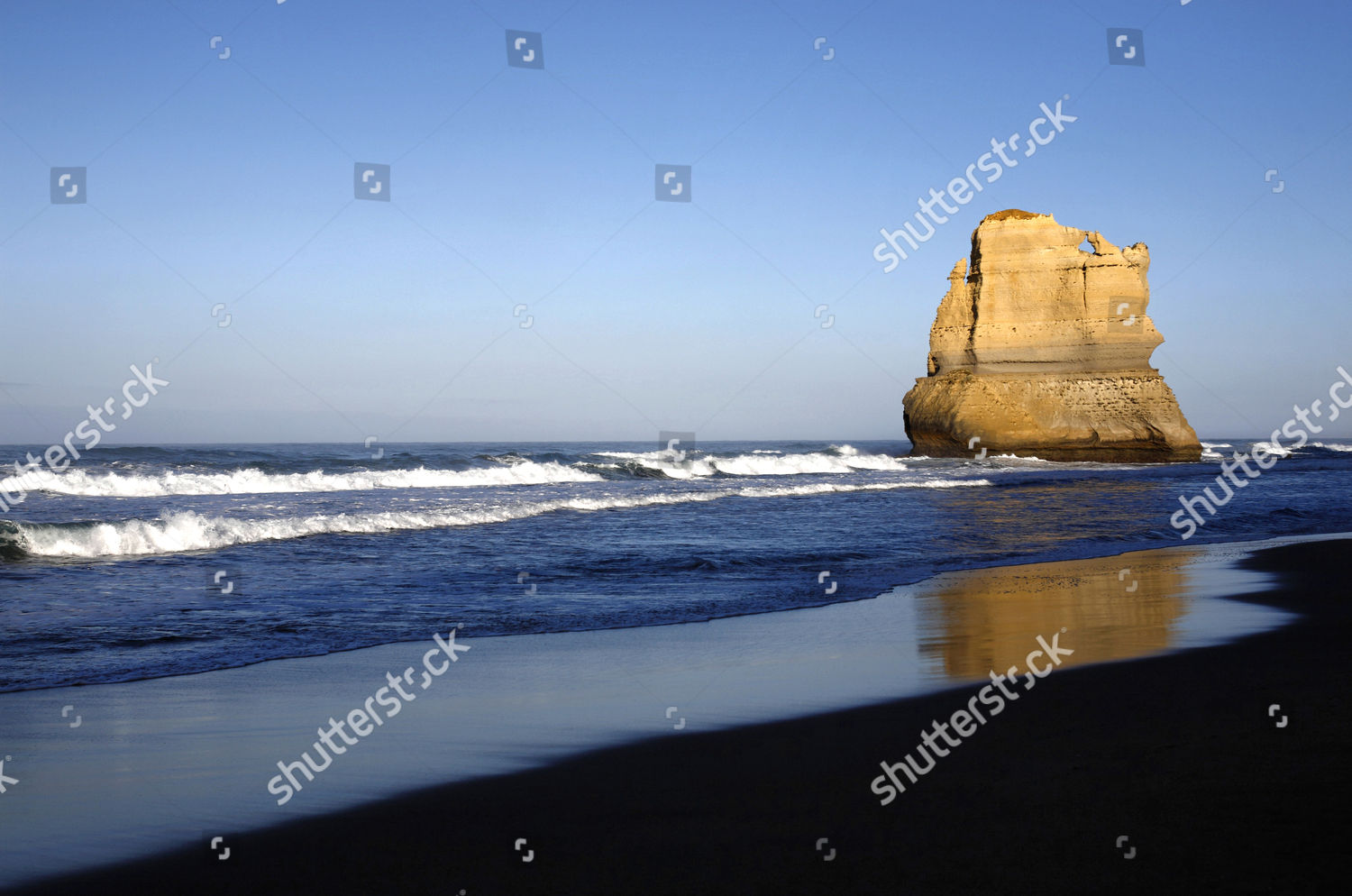 Limestone Rock Stack Beach Great Ocean Editorial Stock Photo - Stock ...