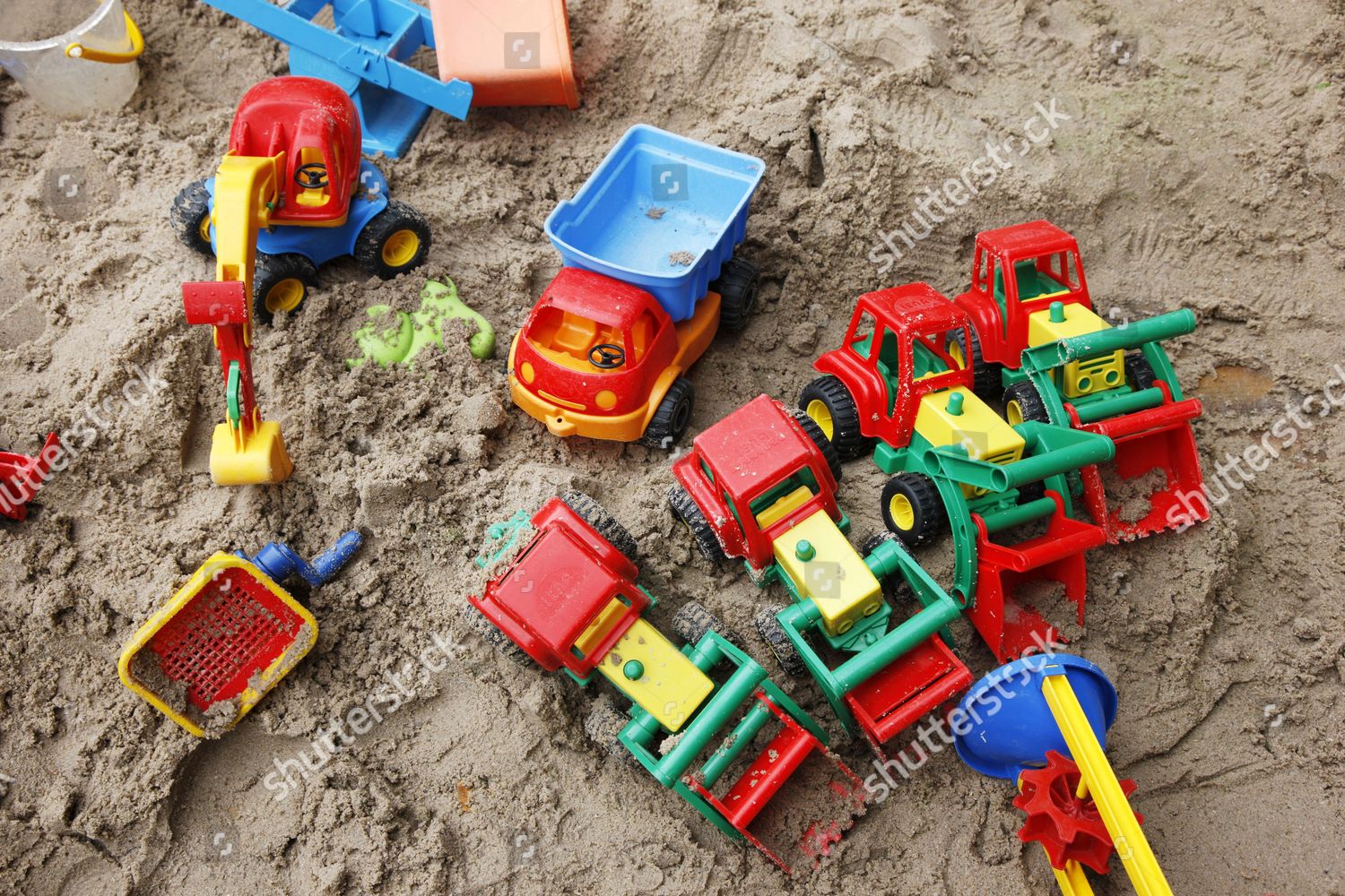 sandpit excavator toy