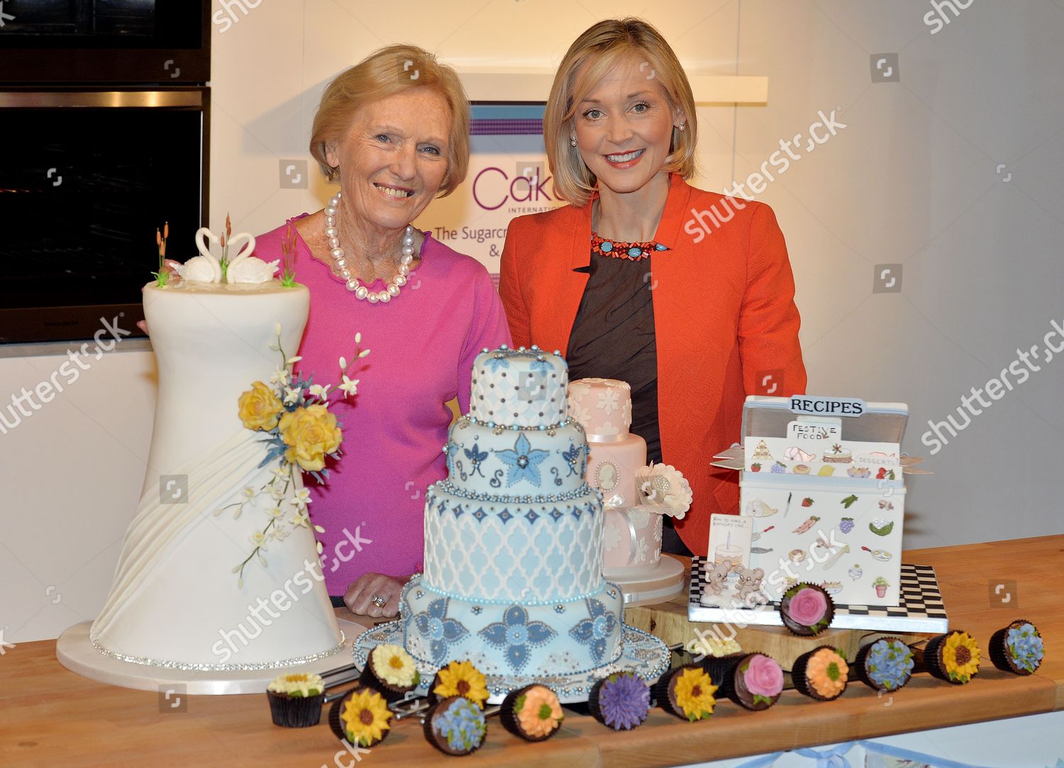 Mary Berry Cake #wedding #cake #weddingcake #nakedcake #exposedcake  #CrippsBarn | Fancy cakes, Mary berry cakes, Luxury wedding cake