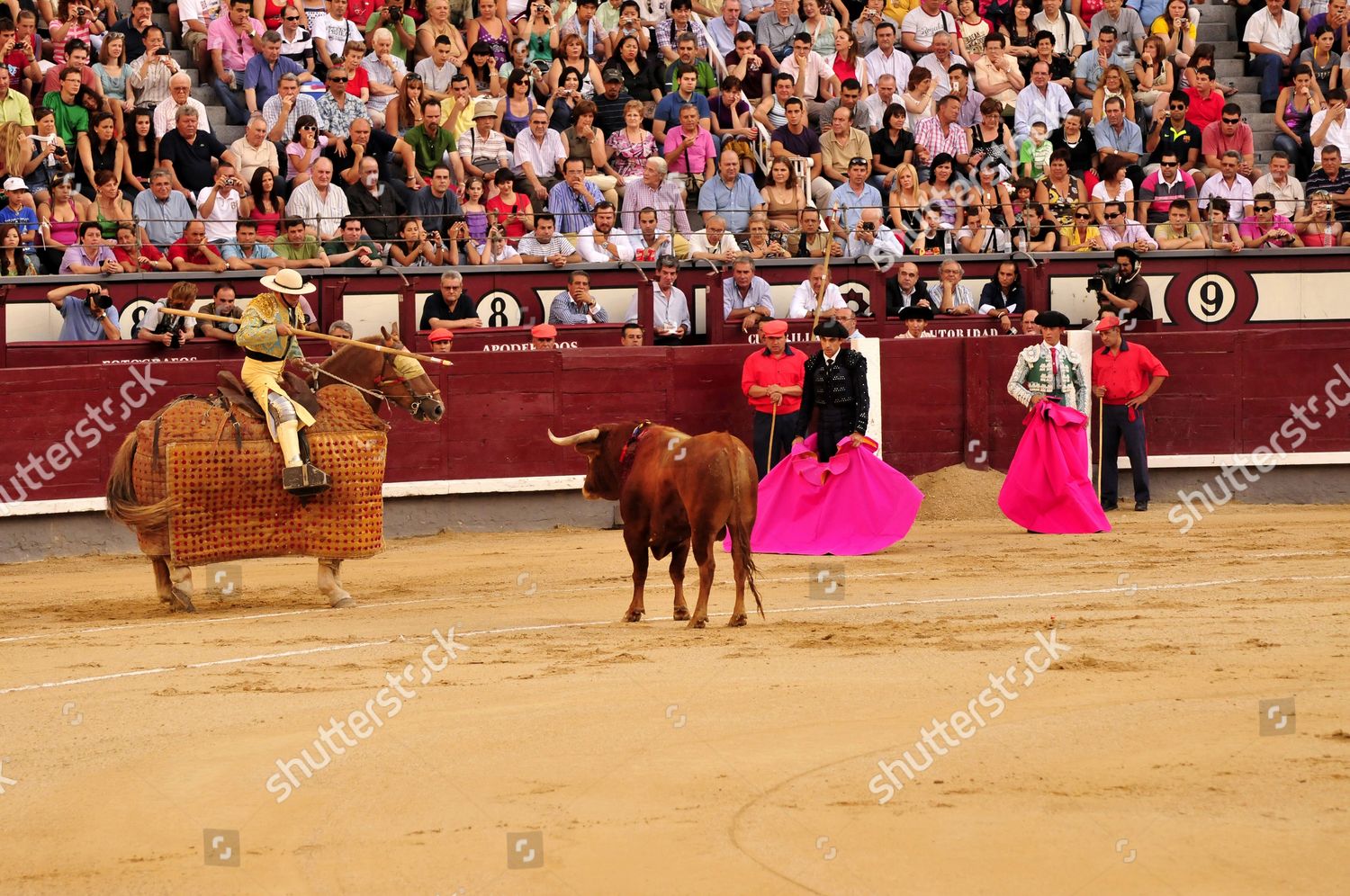 Mounted Bullfighter Picador Las Ventas Bullring Editorial Stock Photo Stock Image Shutterstock