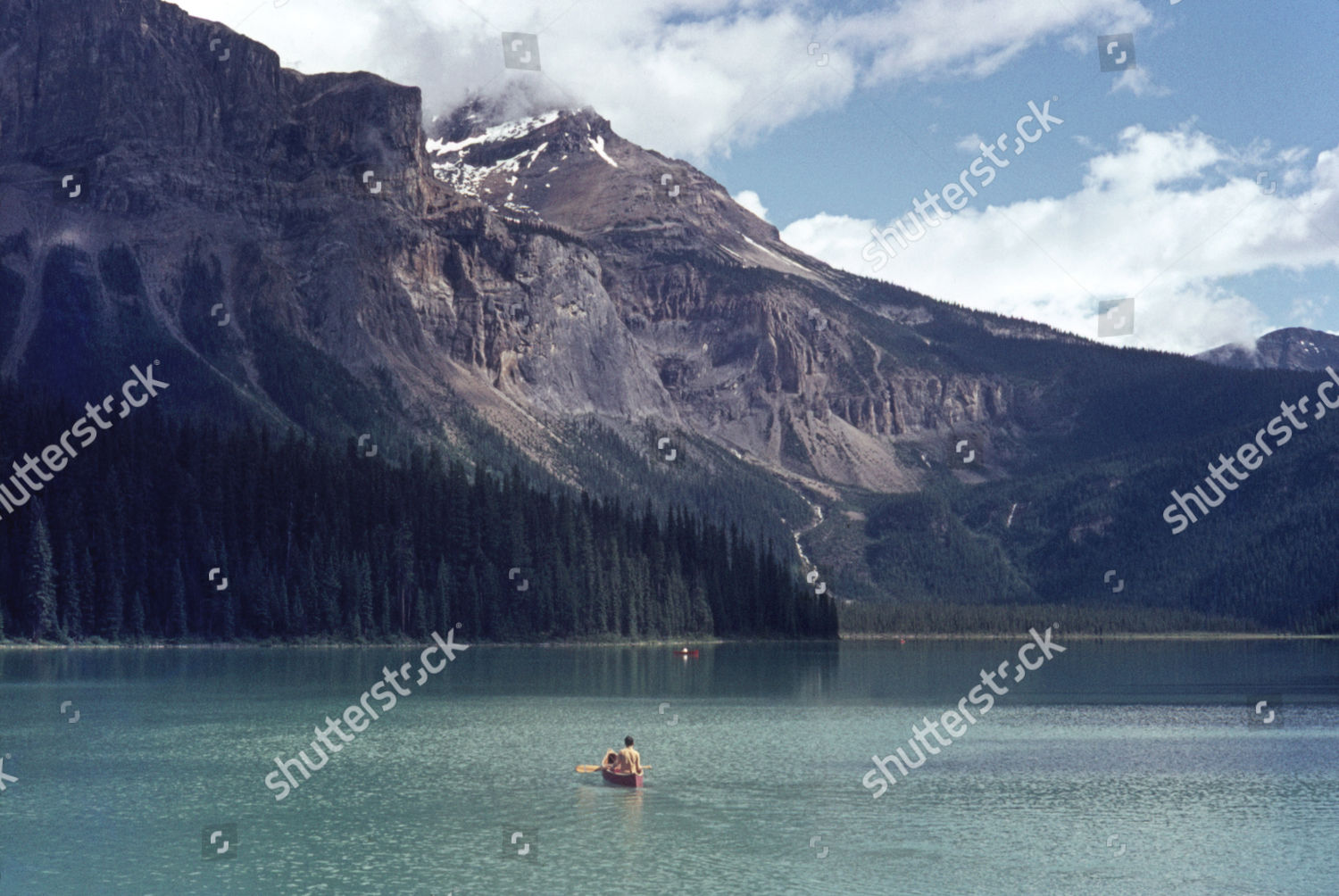 Canoe On Emerald Lake Yoho National Editorial Stock Photo Stock Image