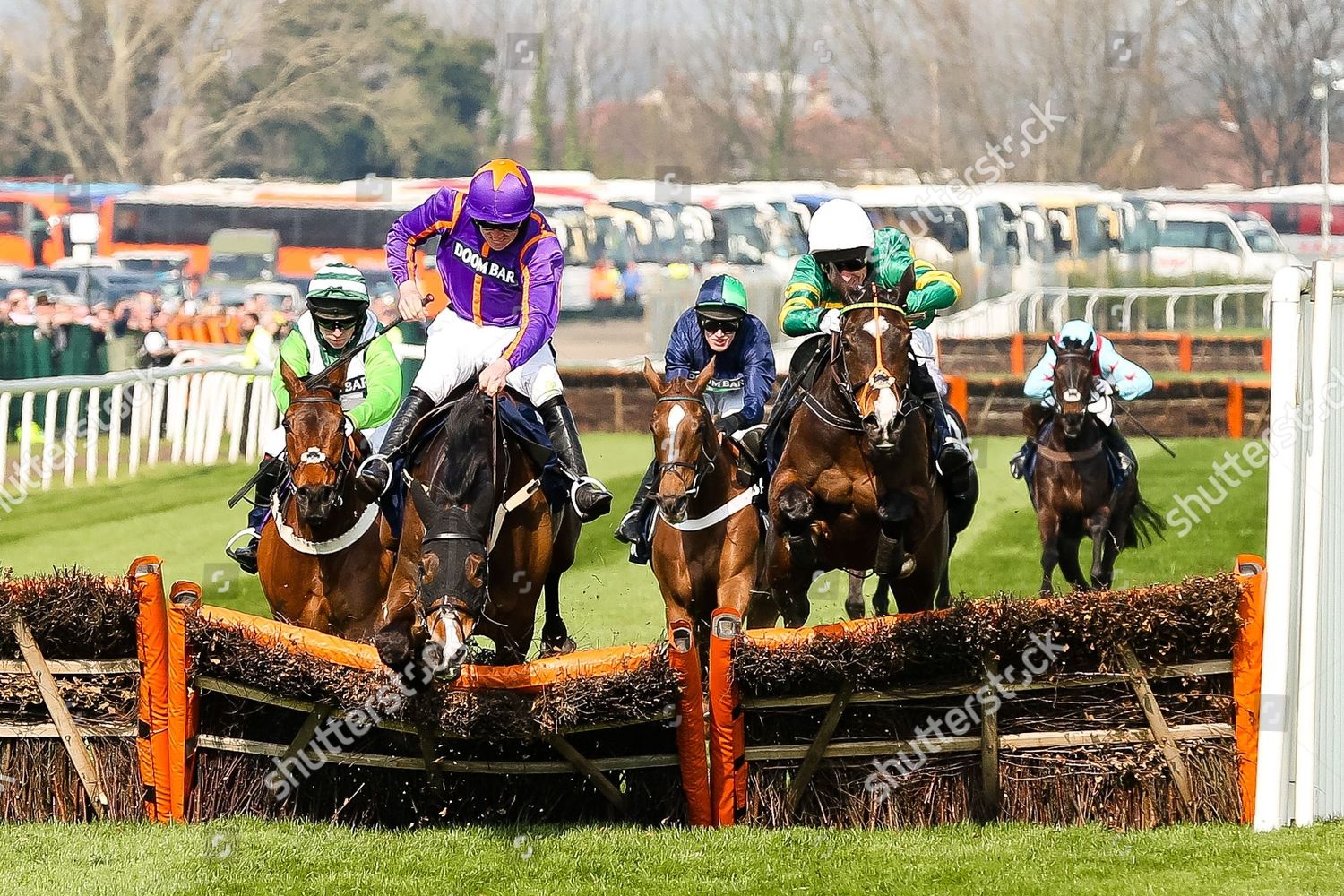 Grand national horse race uk