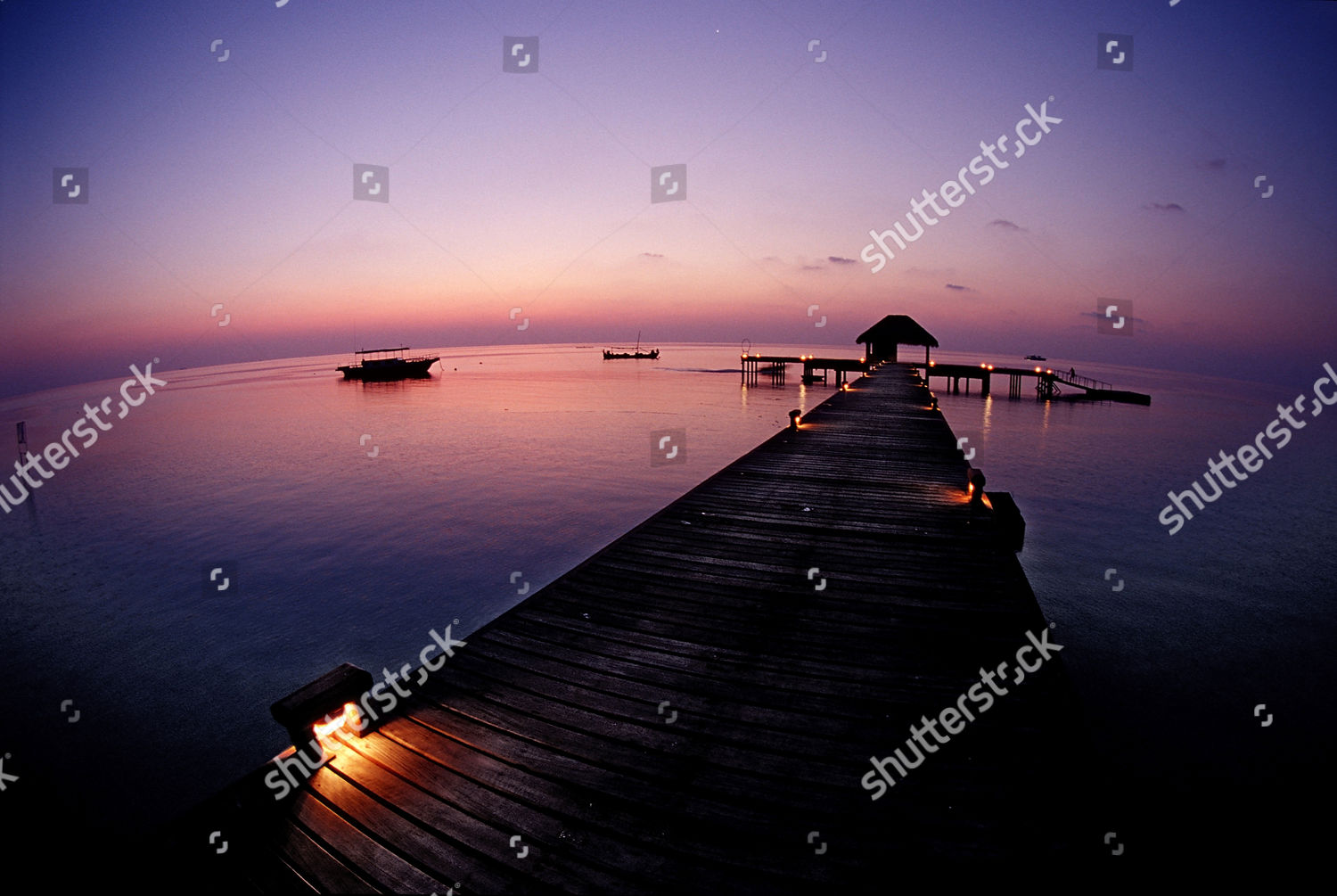 Illuminated Jetty Maldives Tourist Resort Maayafushi Ari Editorial Stock Photo Stock Image Shutterstock