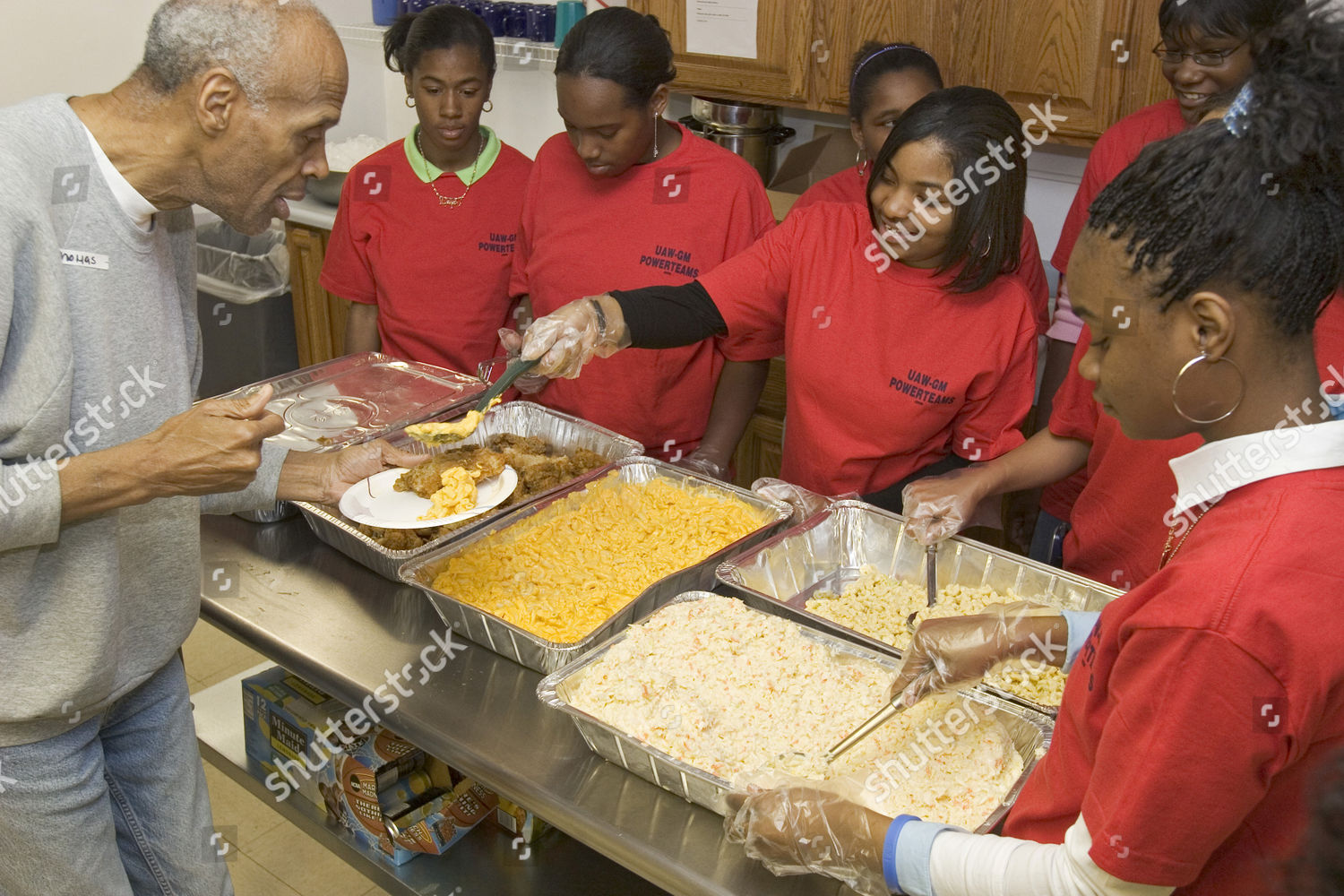 students-pershing-high-school-volunteer-serve-editorial-stock-photo