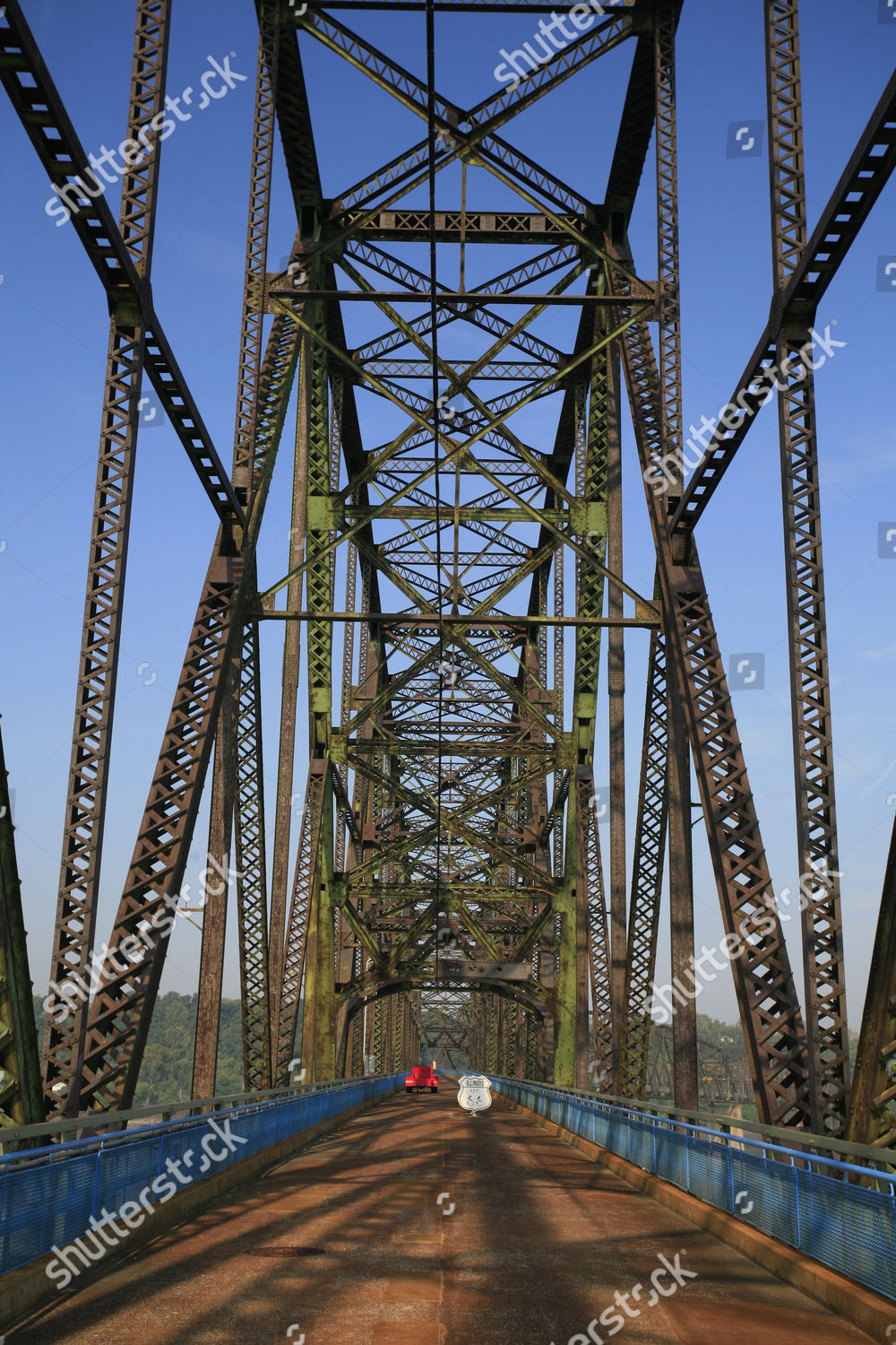 Old Chain Rocks Bridge Over Mississippi Editorial Stock Photo - Stock ...