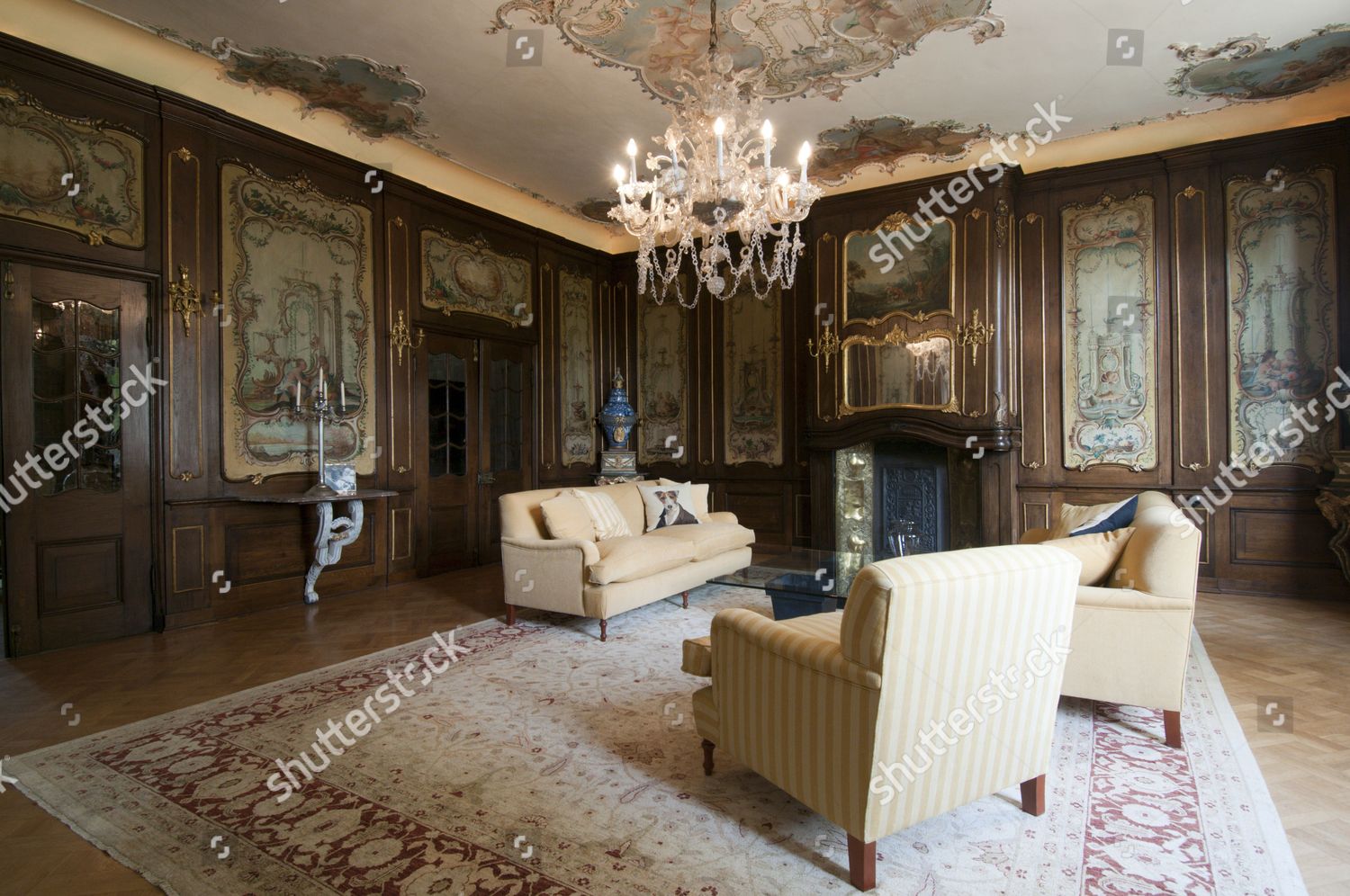 Rococo Living Room Schloss Ossenberg Castle Rheinbergbudberg のエディトリアルストック写真 ストック画像 Shutterstock