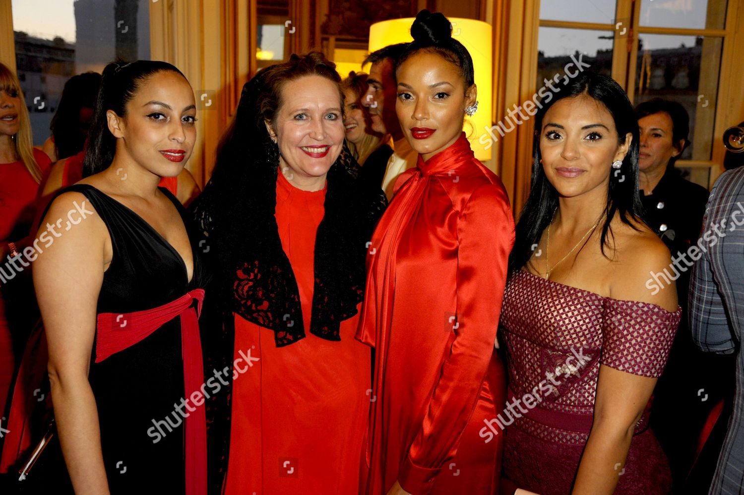 Lisa Lovatt Smith Selita Ebanks Miriam Aldainy Editorial Stock