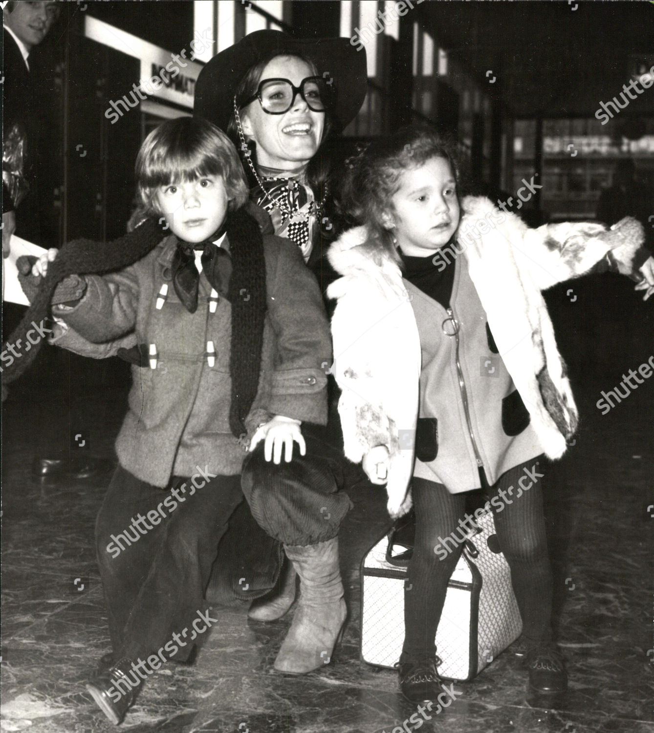 ACTRESS SAMANTHA EGGAR HER CHILDREN NICOLAS Editorial Stock Photo