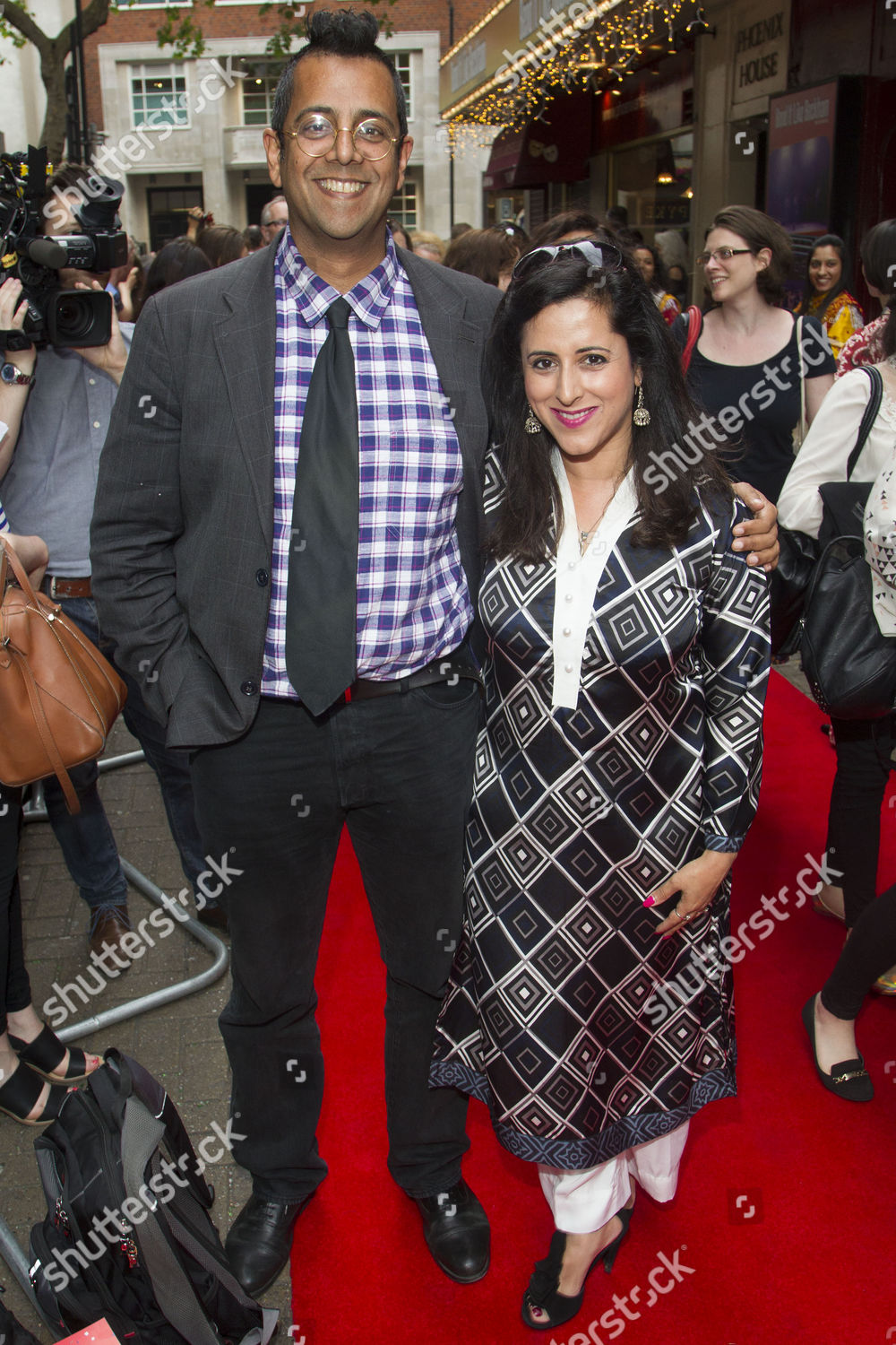 Simon Singh Anita Anand Foto Editorial En Stock Imagen En Stock Shutterstock