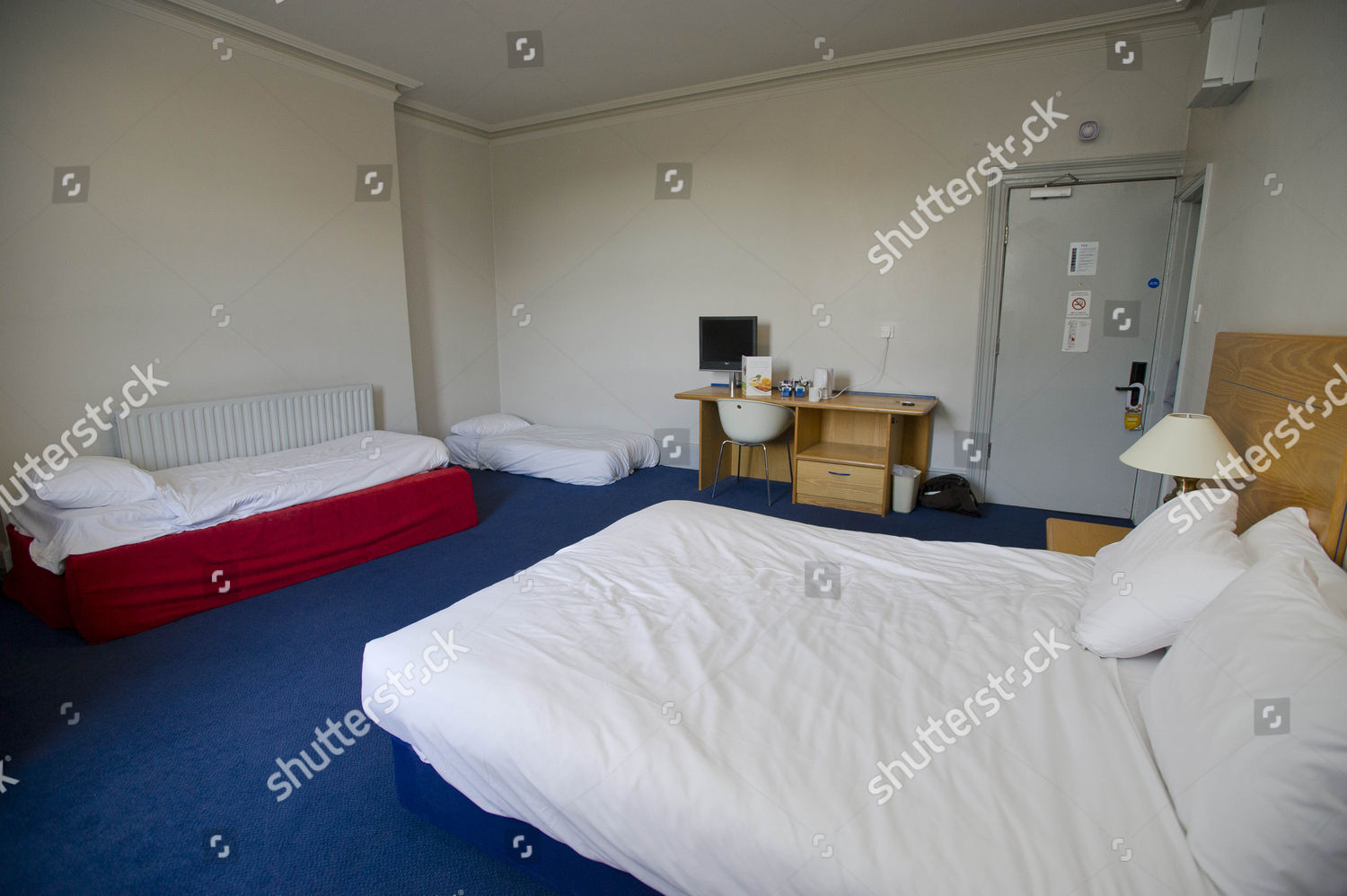 Interior Room Travelodge Tunbridge Wells Daily Mail