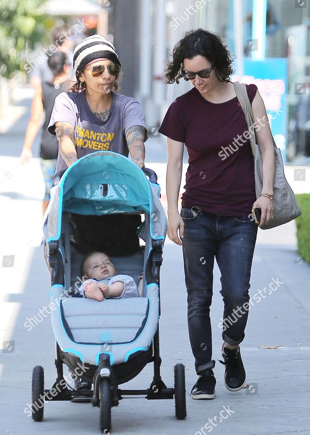 Linda Perry Sara Gilbert Son Rhodes Editorial Stock Photo Stock Image Shutterstock