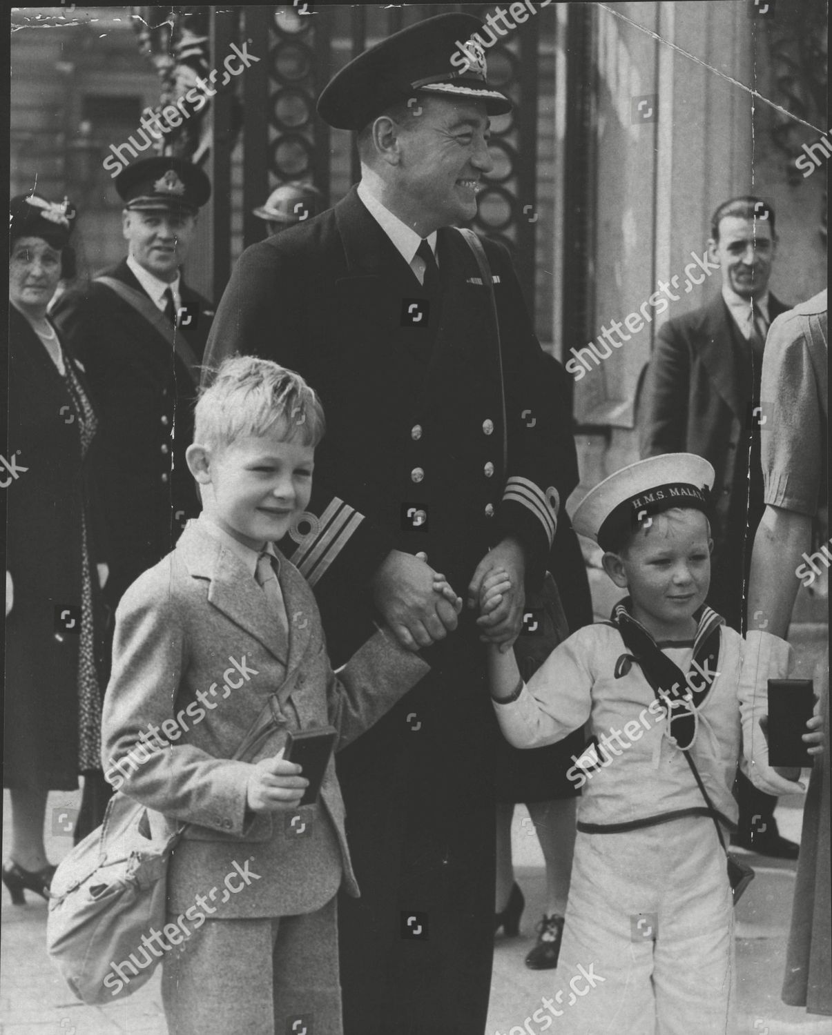 David John Conder Leave Buckingham Palace Editorial Stock Photo - Stock ...