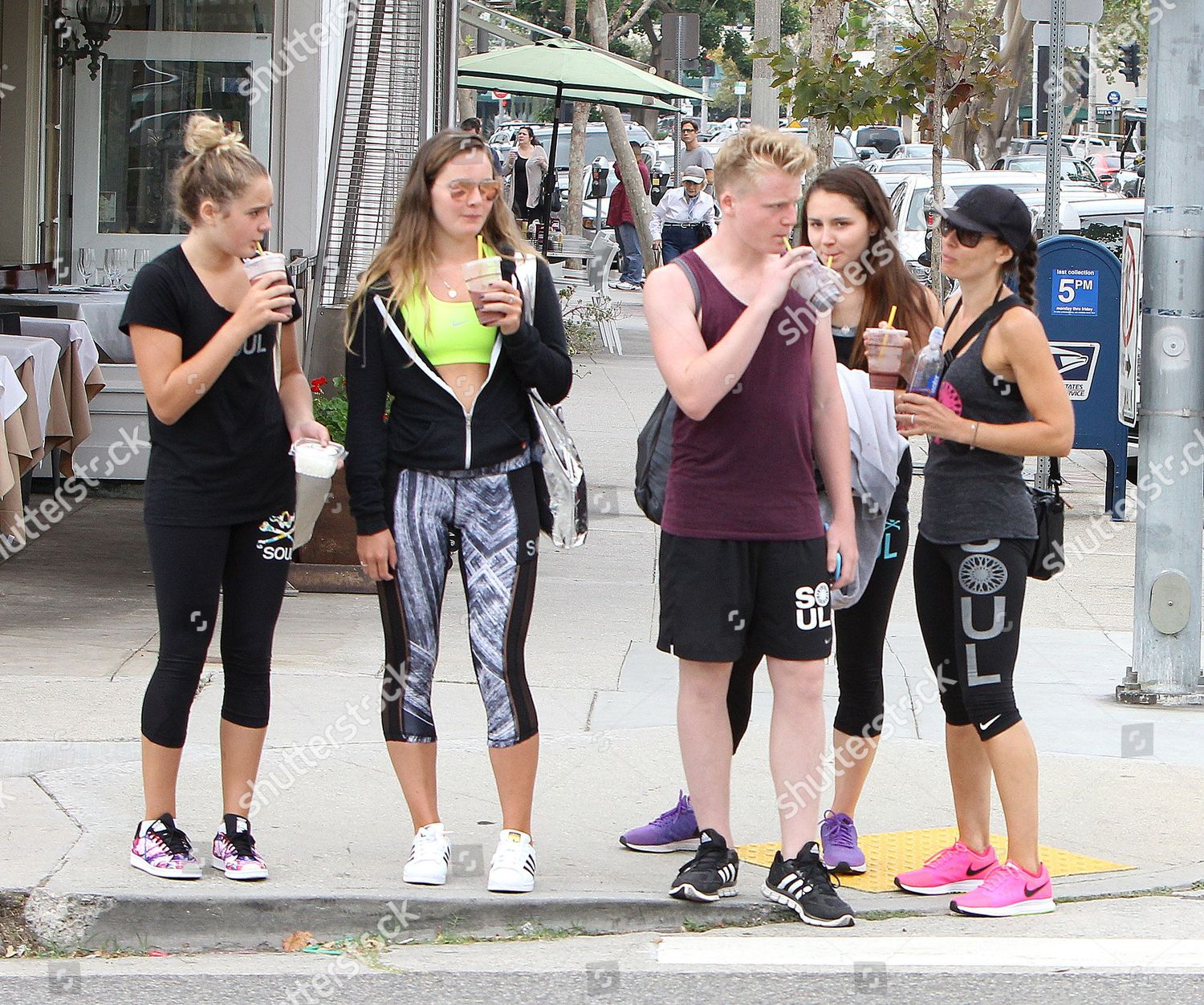 Tana Ramsay Matilda Ramsay Megan Ramsay Holly Editorial Stock Photo   Tana Ramsay And Children Out And About In Los Angeles America Shutterstock Editorial 4988970g 