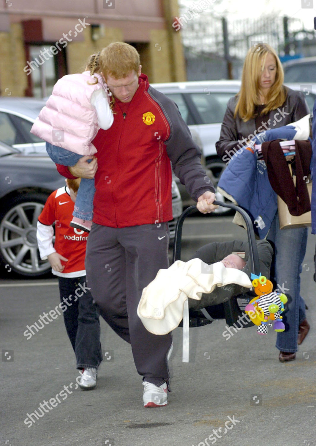 Paul Scholes Carrying His Children Into Editorial Stock Photo - Stock ...