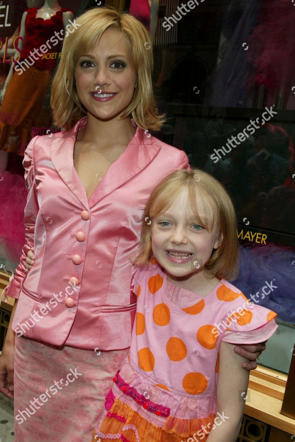 Brittany Murphy Dakota Fanning Editorial Stock Photo Stock Image Shutterstock