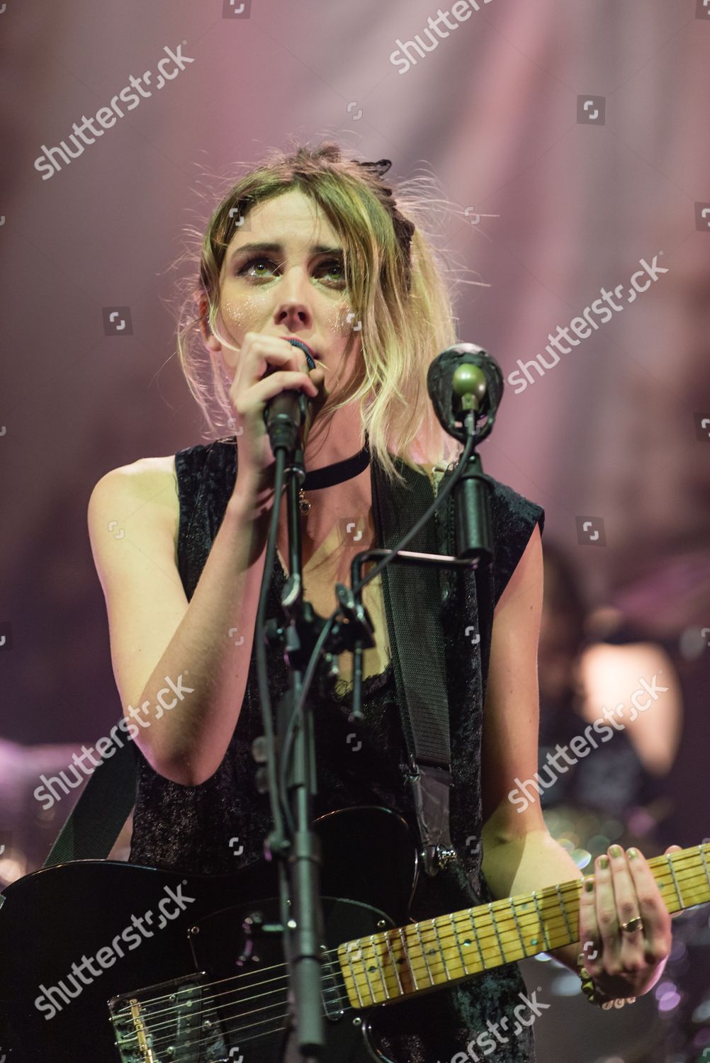 Wolf Alice This Picture Ellie Rowsell Editorial Stock Photo - Stock ...