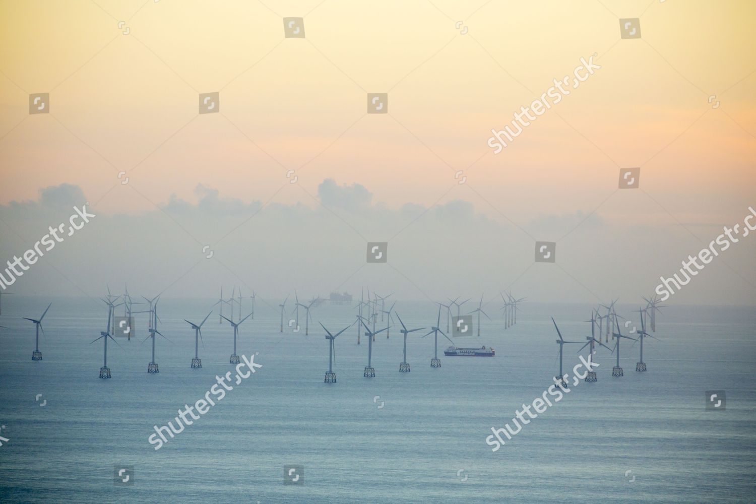 Offshore Wind Farm Gas Platforms Morecambe Editorial Stock Photo ...