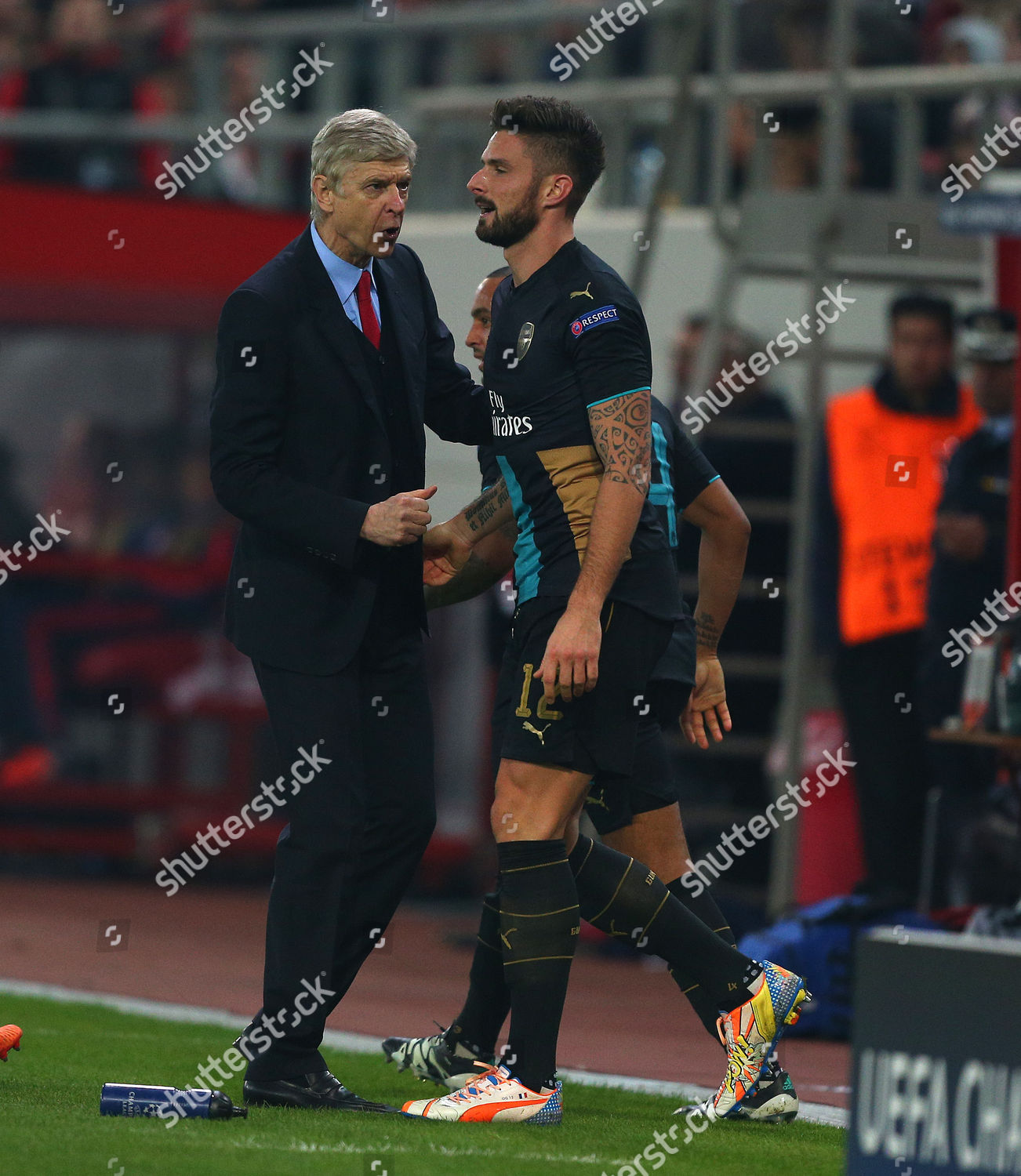 Arsenal Manager Arsene Wenger Celebrates His Editorial Stock Photo ...