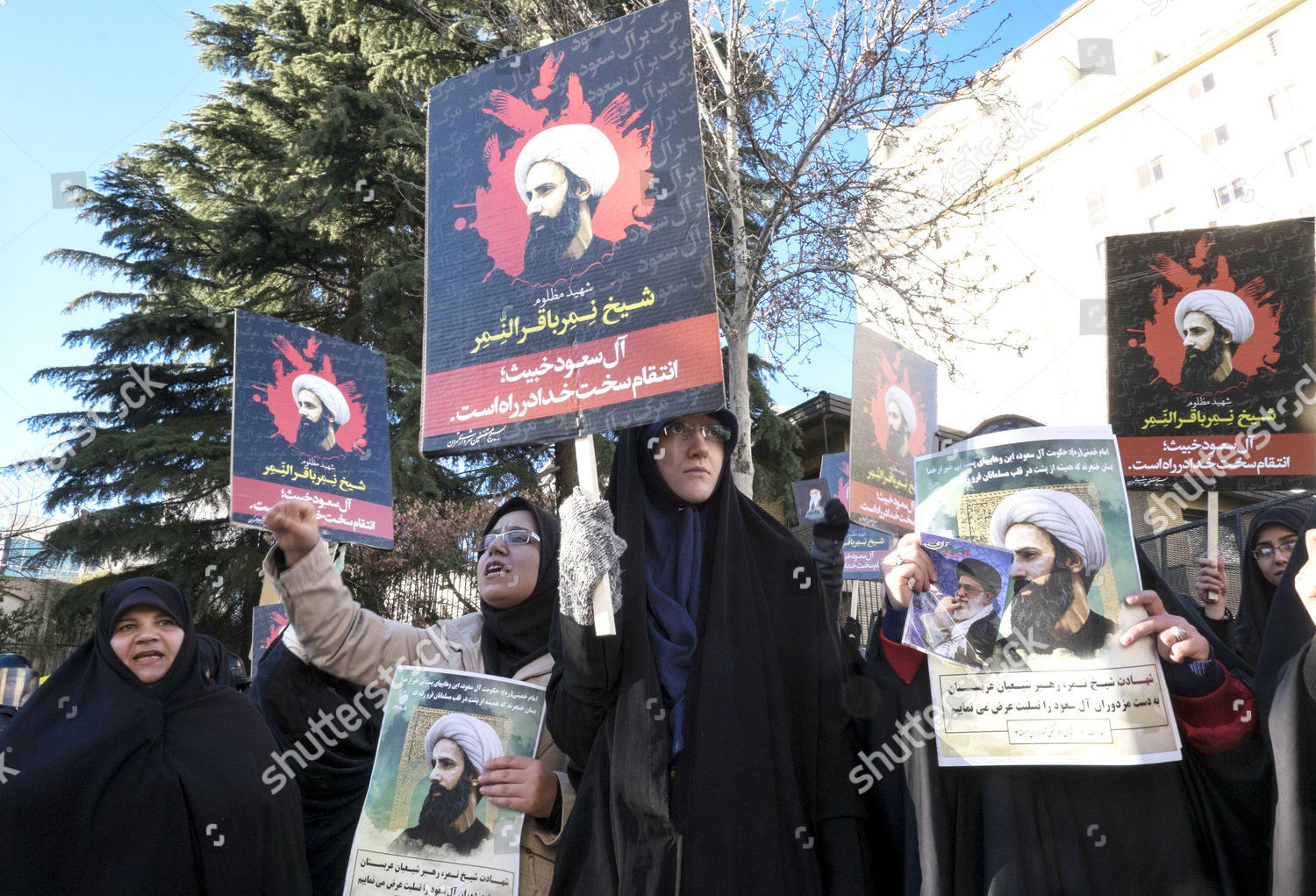 Iranian Female Protesters Holdup Posters Portraits Editorial Stock ...