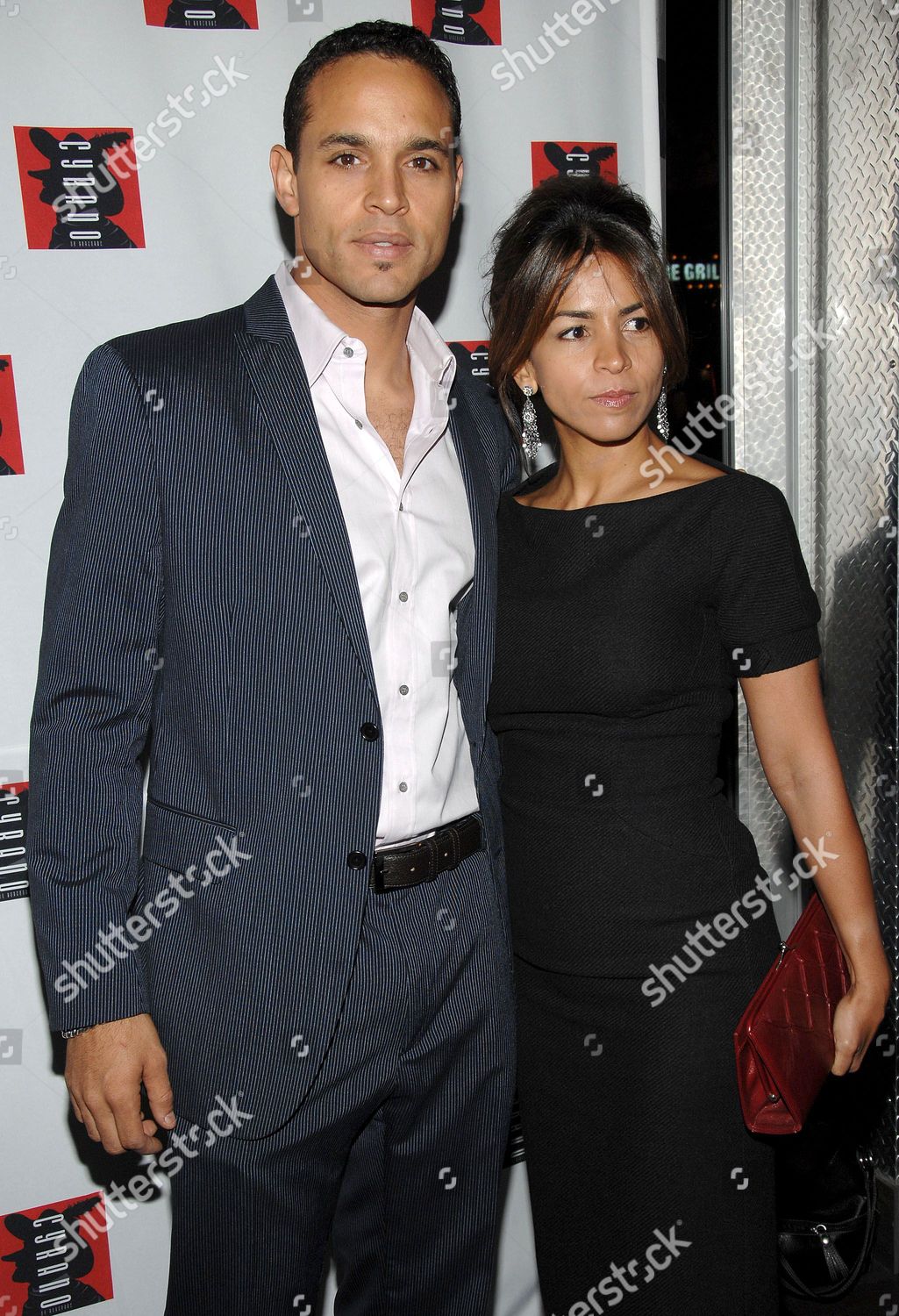 how tall is daniel sunjata