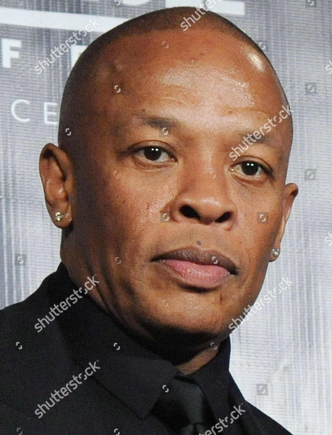 Dr dre hi-res stock photography and images - Alamy