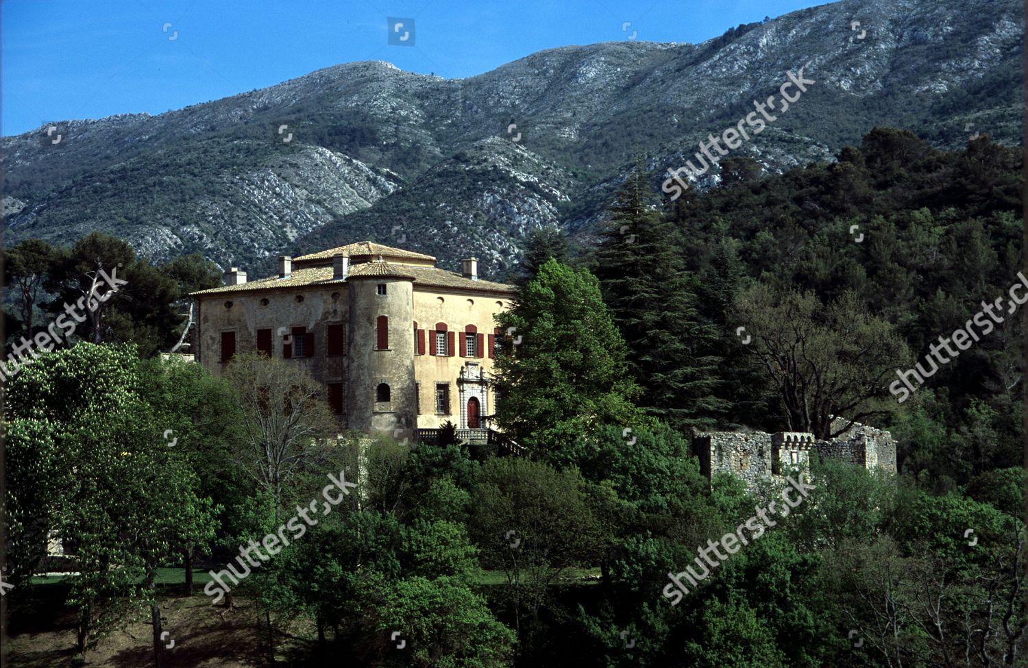 Get Vauvenargues france For iPhone Free Vauvenargues France