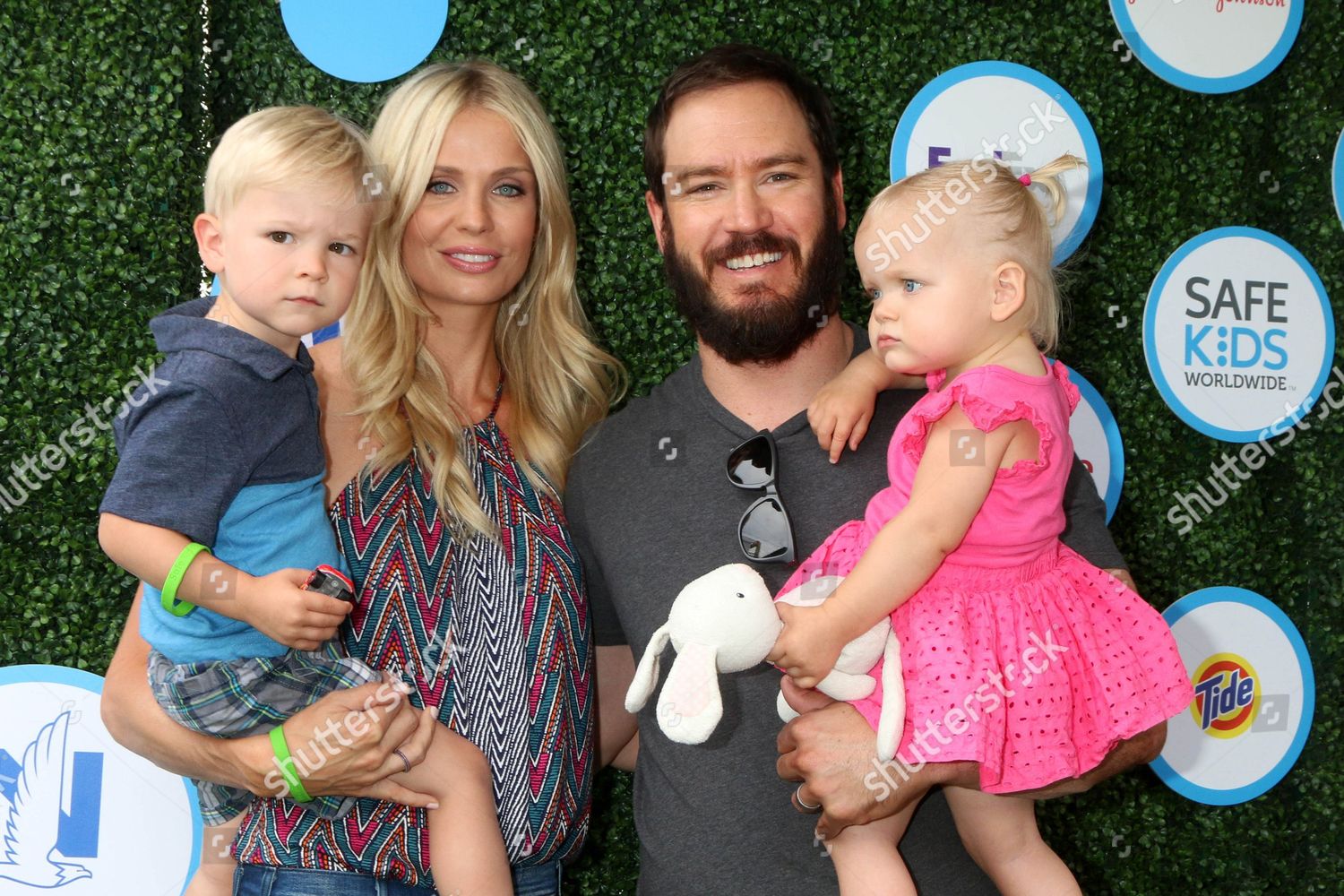 Catriona Mcginn Markpaul Gosselaar Son Dekker Editorial Stock Photo ...