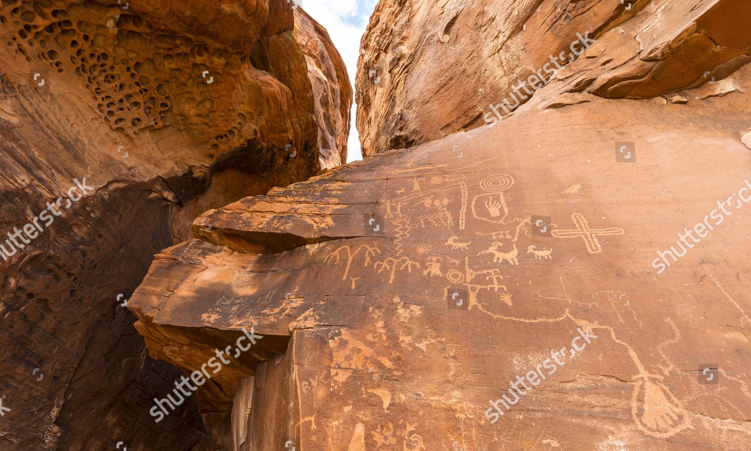 Indian Petroglyphs Anasazi Atlatl Rock Valley Fire Editorial Stock